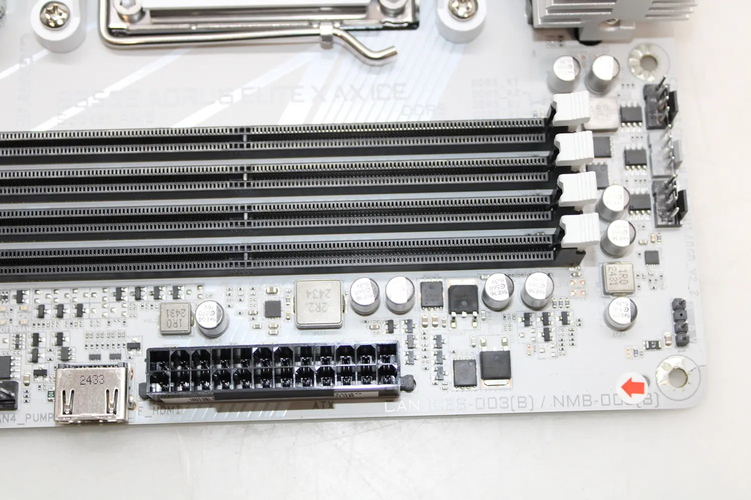 D-Ware Gigabyte Mainboard B650 E Aorus Elite X Ax Ice Atx Am5 Amd Ryzen Defektware - 4719331860554