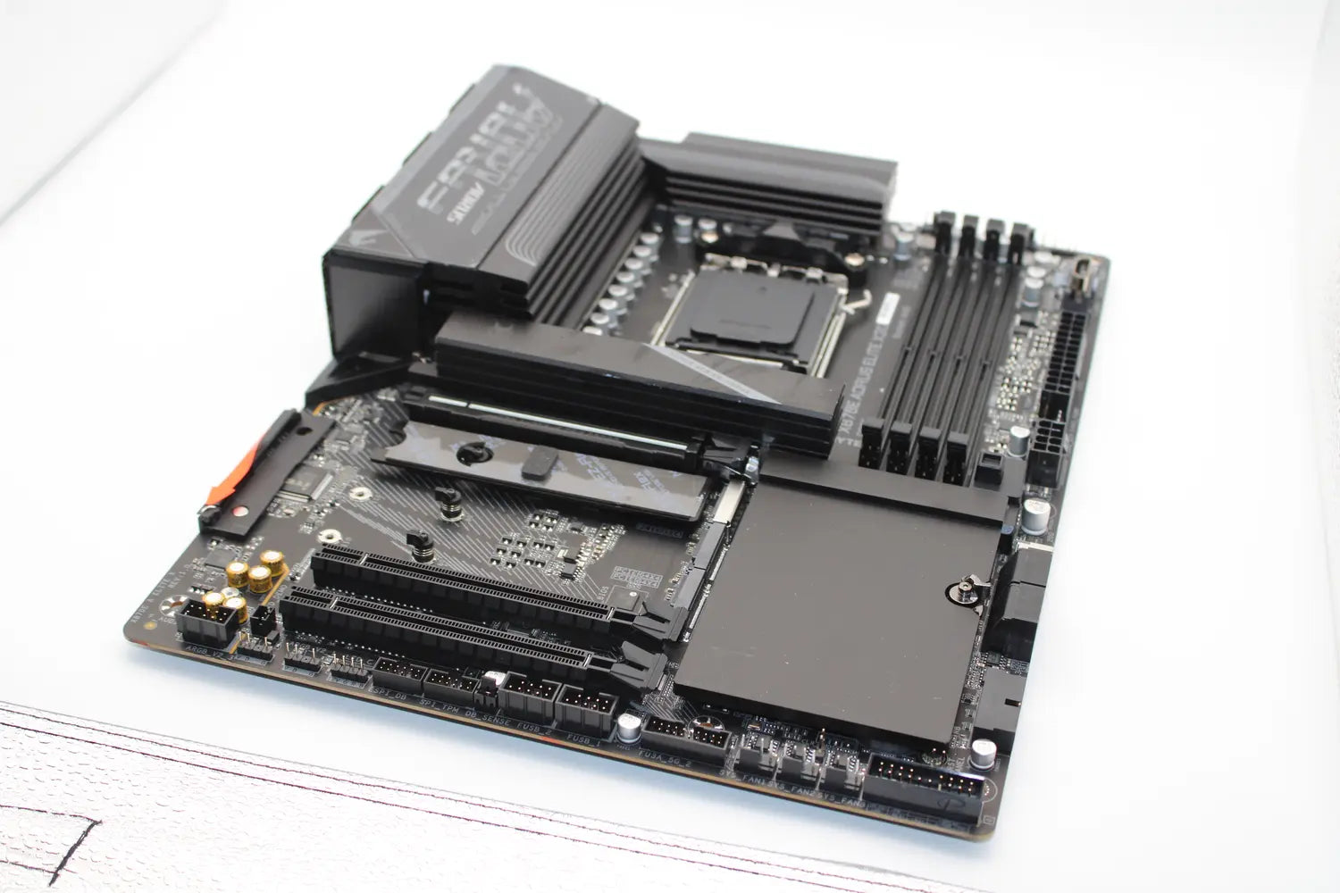 B-Ware Gigabyte Mainboard Motherboard X870 E Aorus Elite X3 D Wifi7 Atx Siehe Text/Foto - 4719331876470