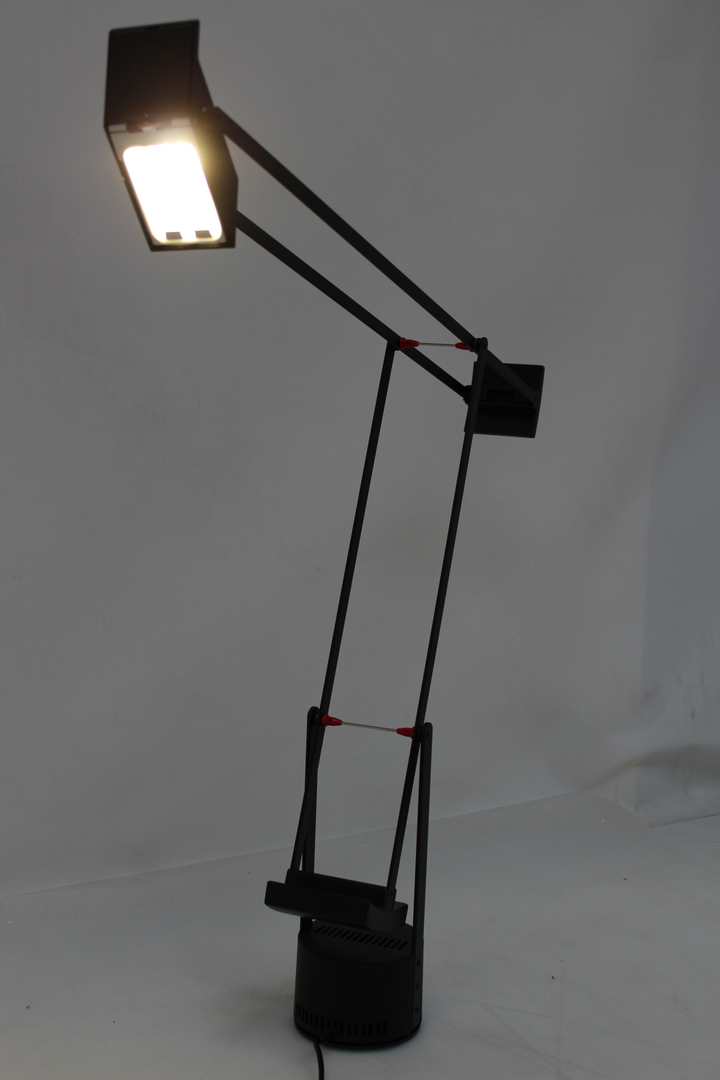 Artemide Tizio 50 Led Schreibtischleuchte Tischlampe Tischleuchte Designerlampe  B-Ware