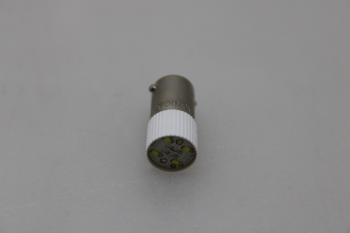 Barthelme 70113282 T10 Ba9 S Multi 4 Chips Flat Lampe Weiß 6 V 60 Stück B-Ware