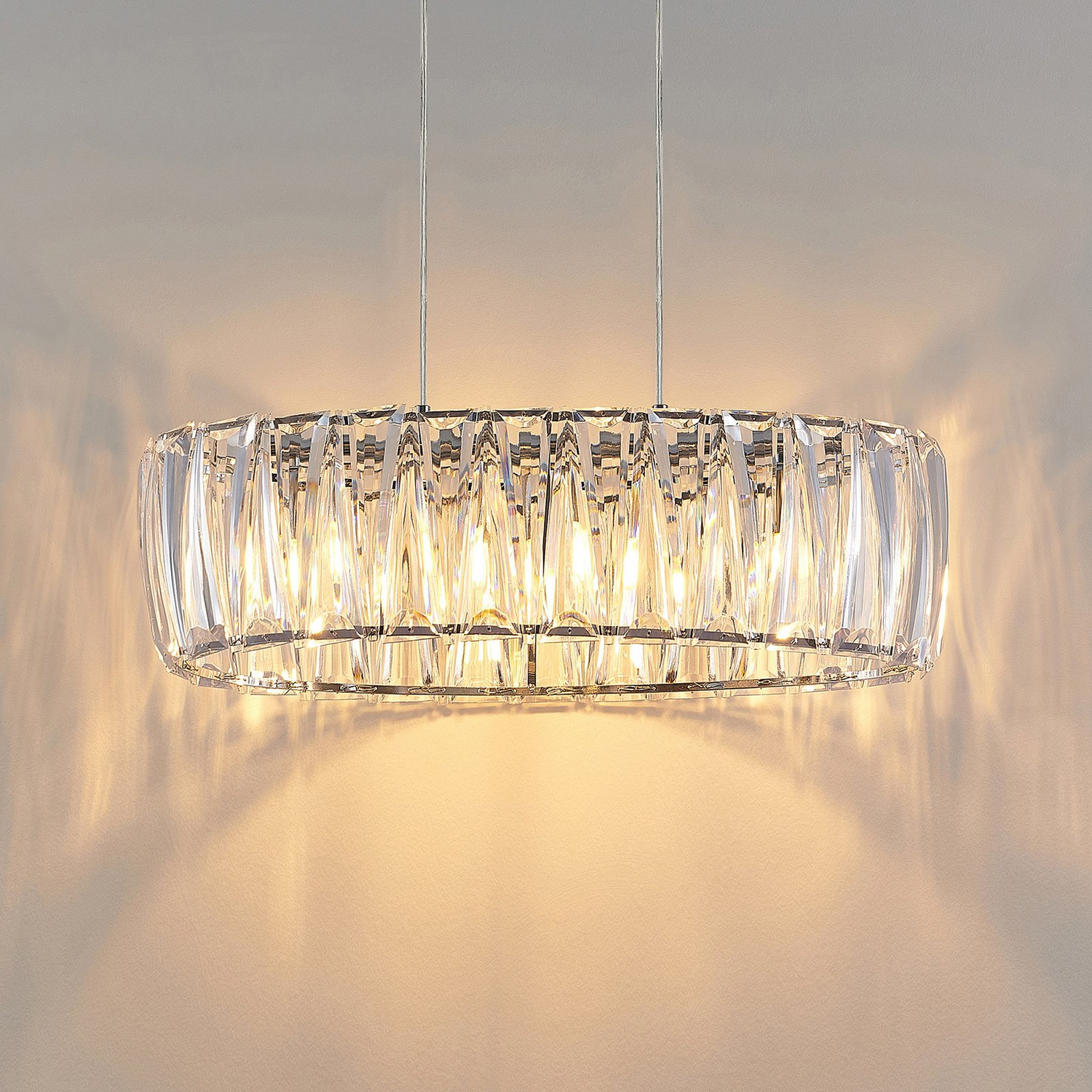 Suspension Lindby Sofia de catégorie B, plafonnier, luminaire décoratif suspendu avec abat-jour ovale en acrylique 19 