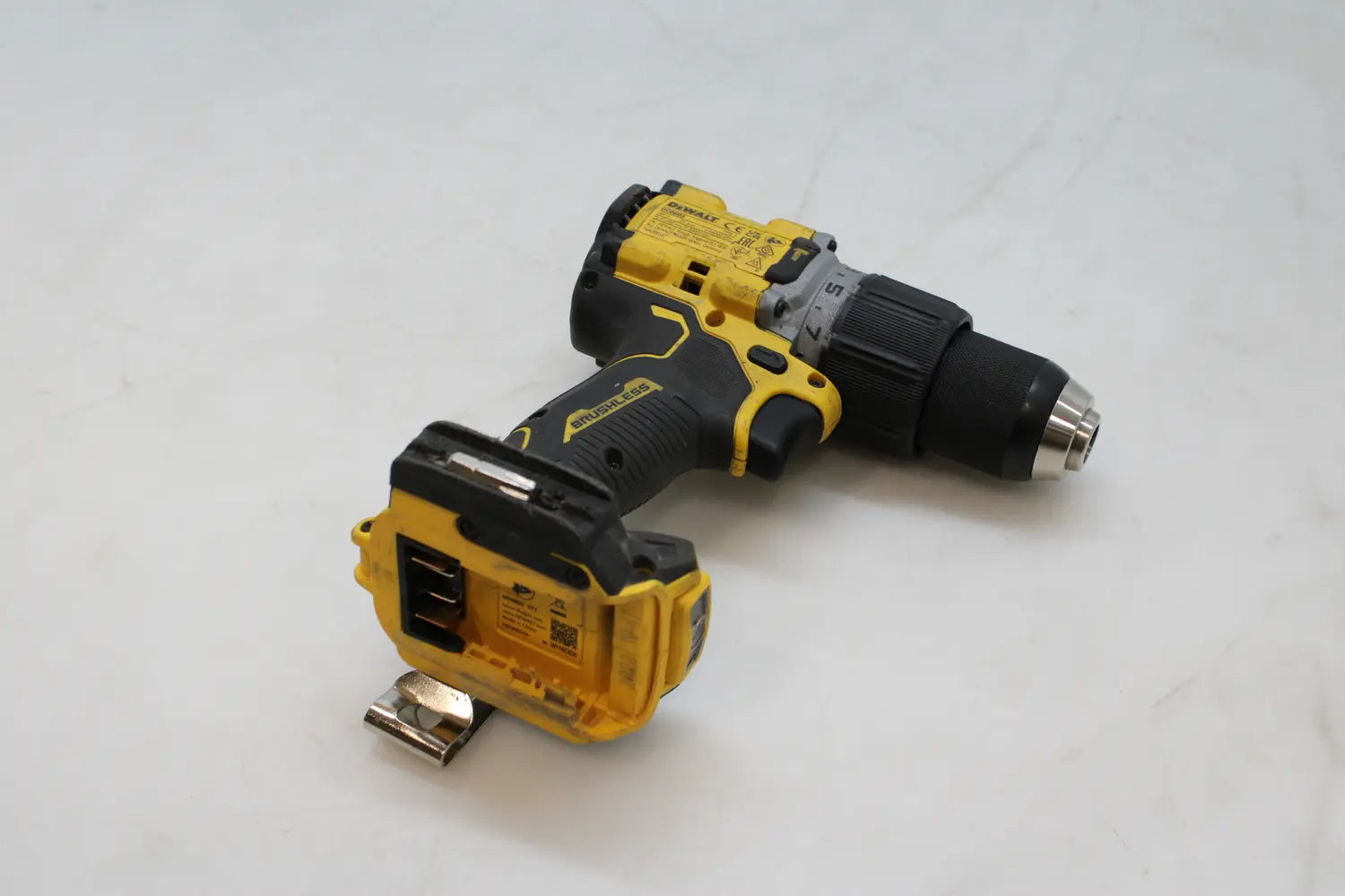 C-Ware De Walt Bohrschrauber Akku Schlagbohrmaschine 18 V Xr Bürstenlos Siehe Text/Fotos - 5035048750233