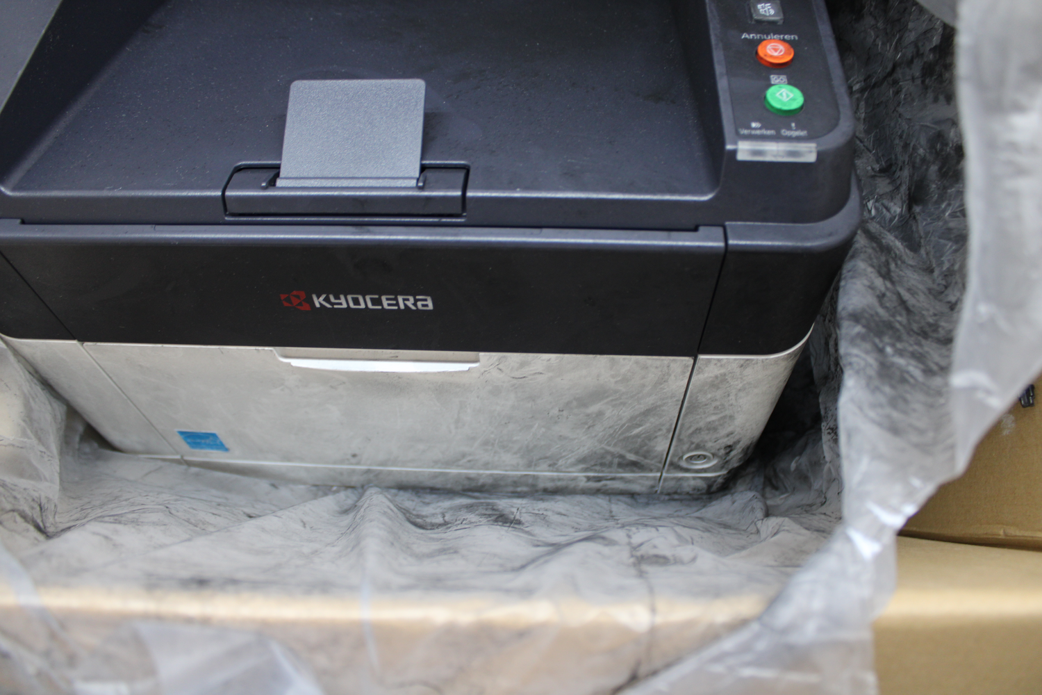 Kyocera  FS-1061DN Mono-Laserdrucker A4 25 S./min 1800 x 600 dpi DEFEKTWARE