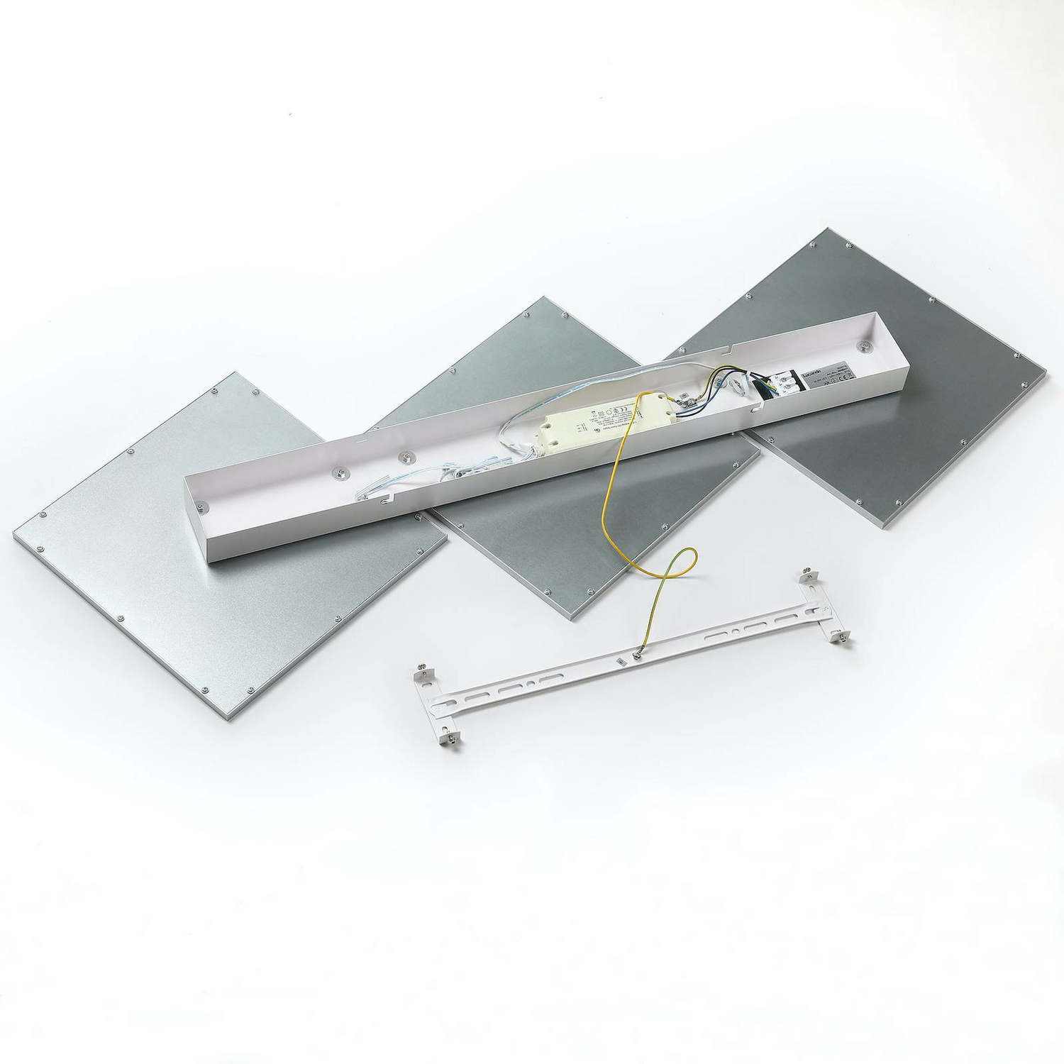 Plafonnier LED Lucande Ilira, à intensité variable, 3 lumières, blanc/argent, 586 (produit de seconde main)