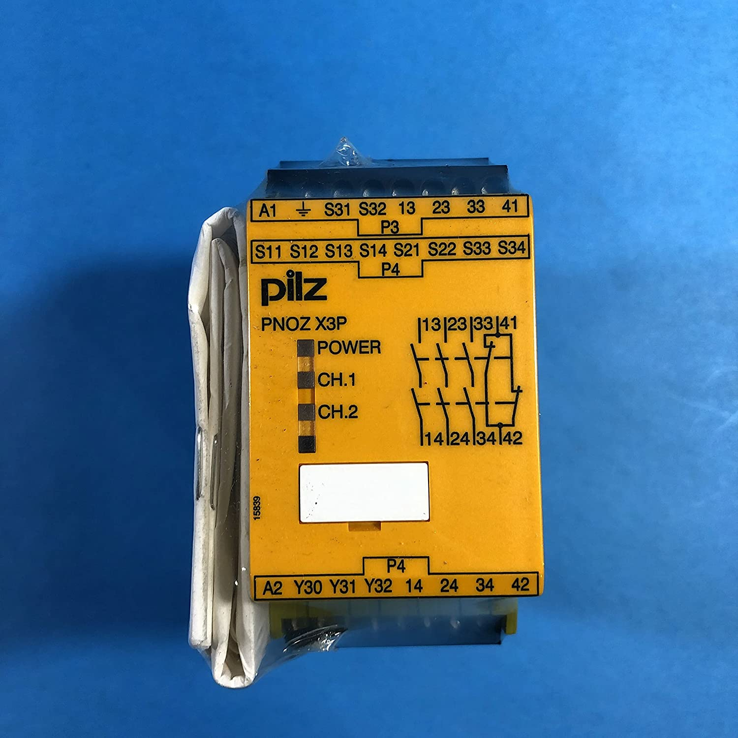 Pilz Sicherheitsschaltgerät X3 P Sicherheitsrelais Relais 3 Schließer 1 öffner B-Ware - 4046548009798
