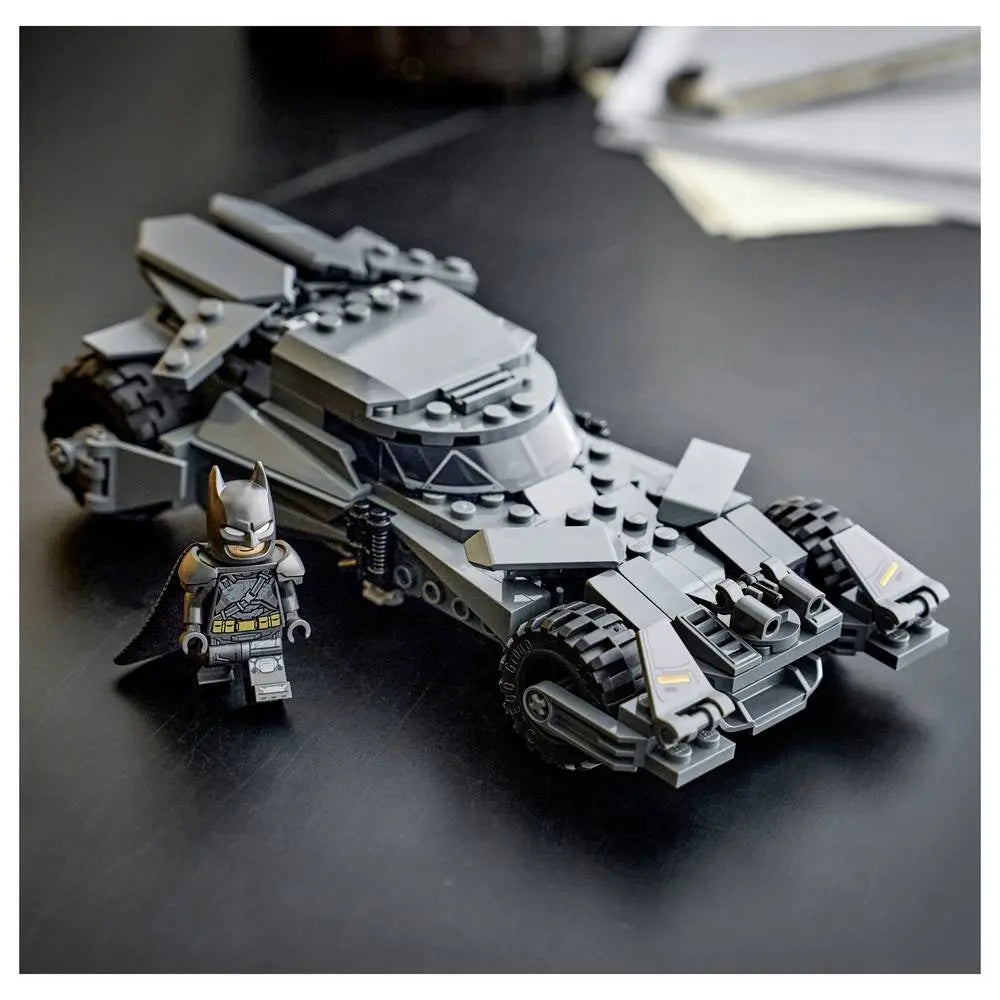 B-Ware Lego Bausatz Set Spielzeug Dc Comics Super Heroes Batman Batmobil 220 Teil 76331 - 5702018063149
