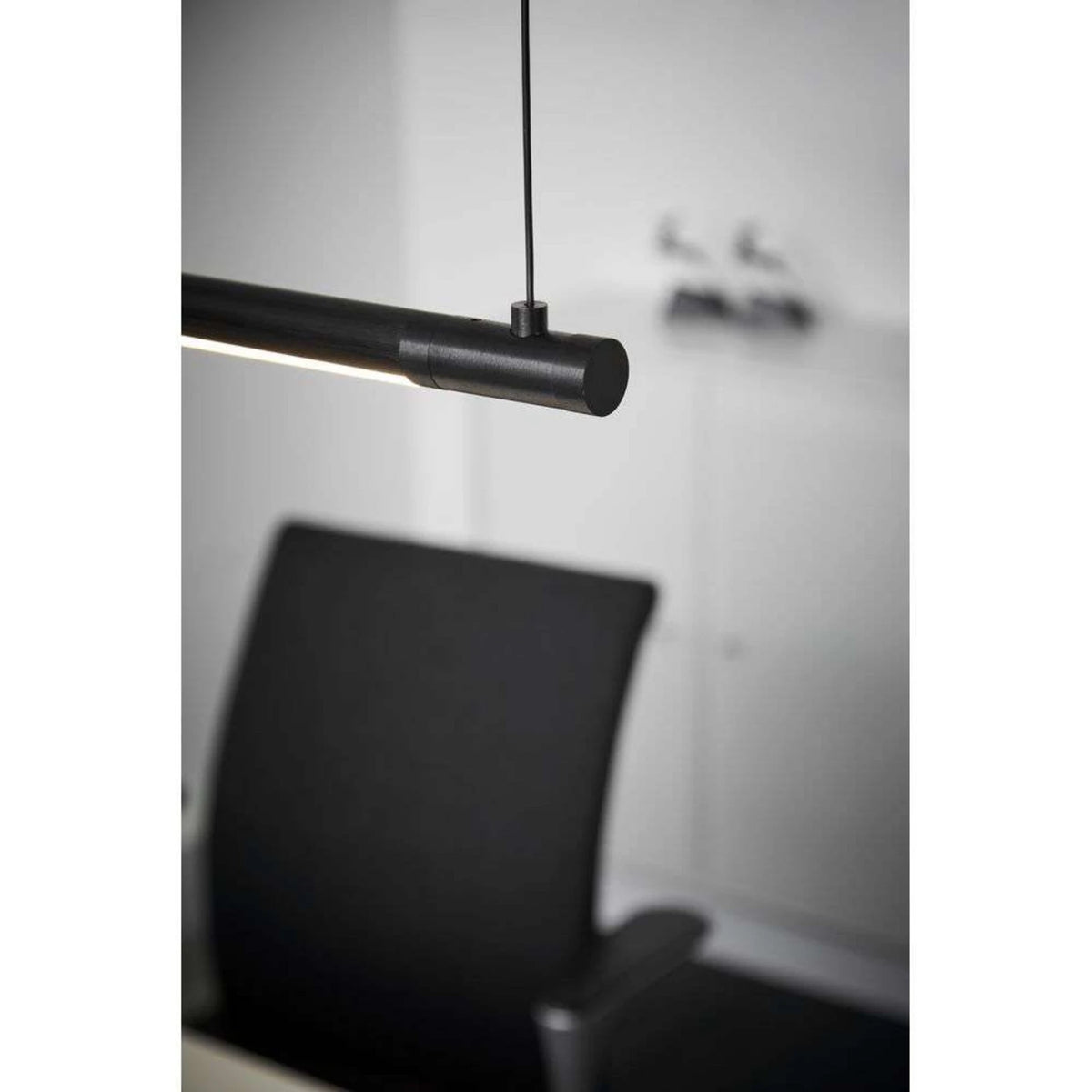 LOOM DESIGN Pendelleuchte Hängeleuchte LED Straw 200 schwarz Aluminium 2700K 32W - 5712802226513
