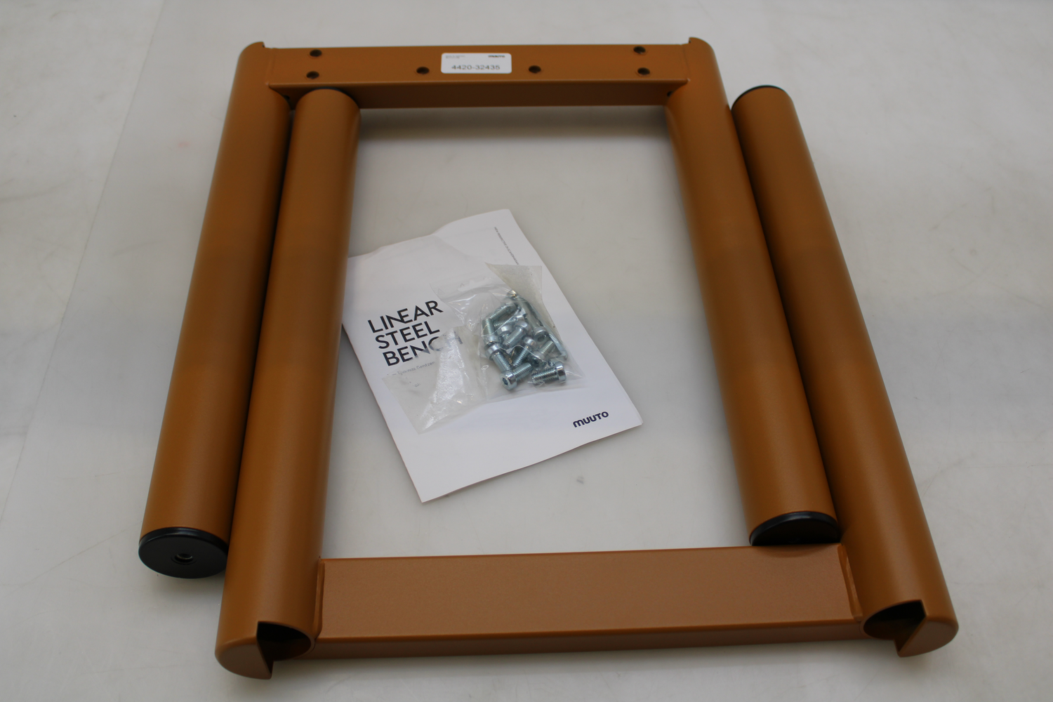 B-Ware Muuto Gartenbank Sitzbank Outdoorbank Burnt Orange Wetterfest Gartenmöbel - 5710562309552