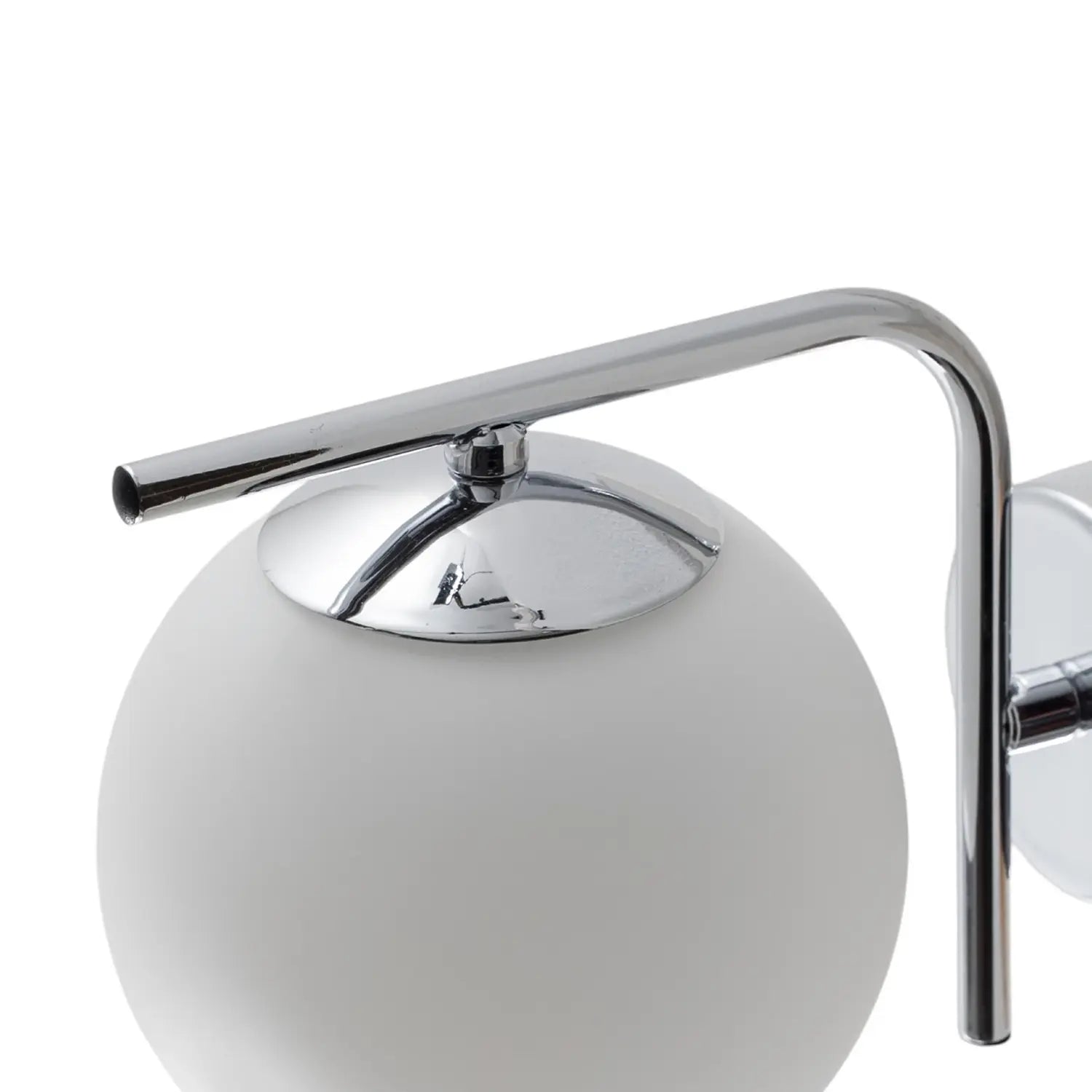 B-Ware Domiluce Wandleuchte Wandlampe Aurora Glas Metall Chrom Weiß Kugel 17 Cm E14 Led - 5905563004302