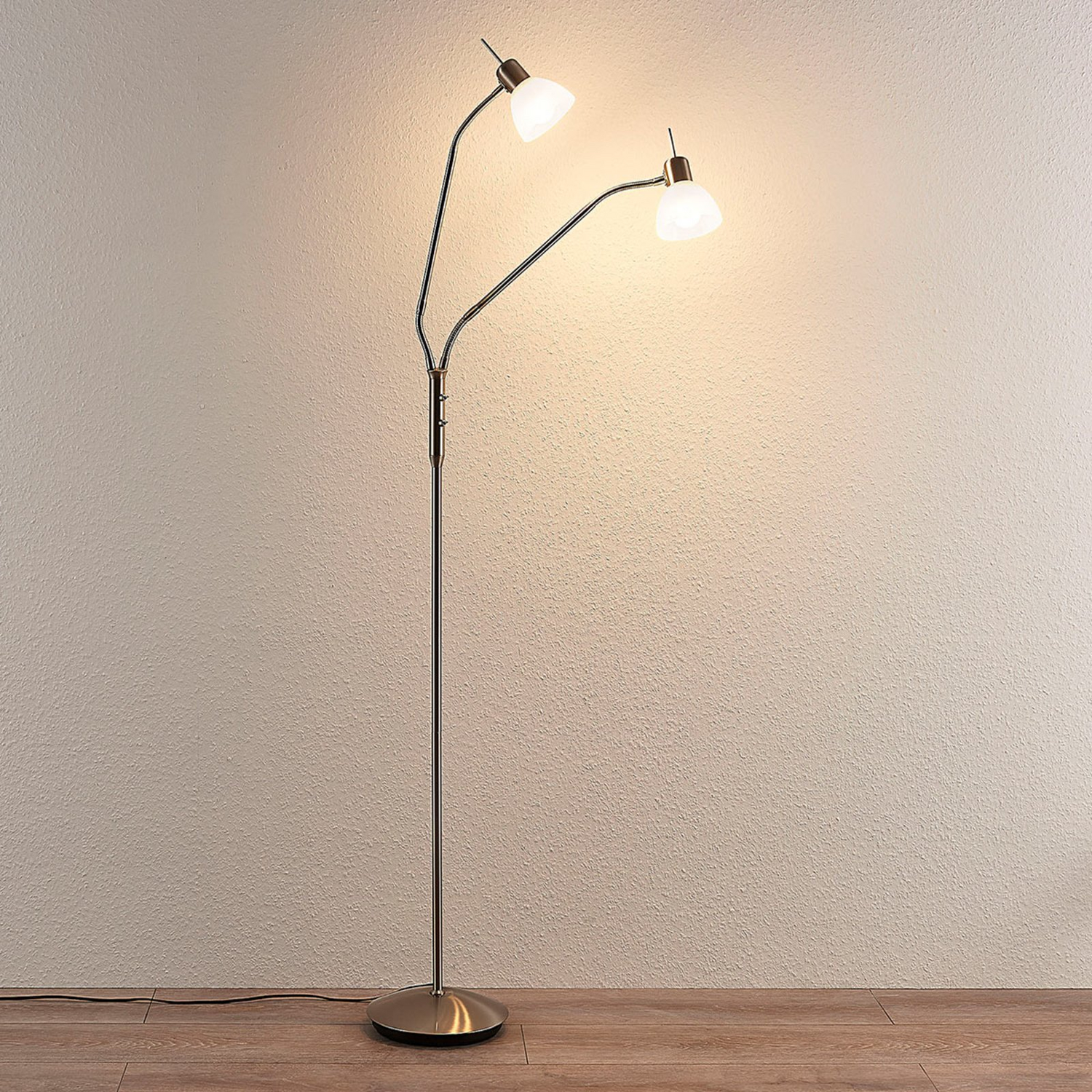 Lampadaire LED Lindby Gwendolin, lampe sur pied, 2 lumières, E14, nickel 