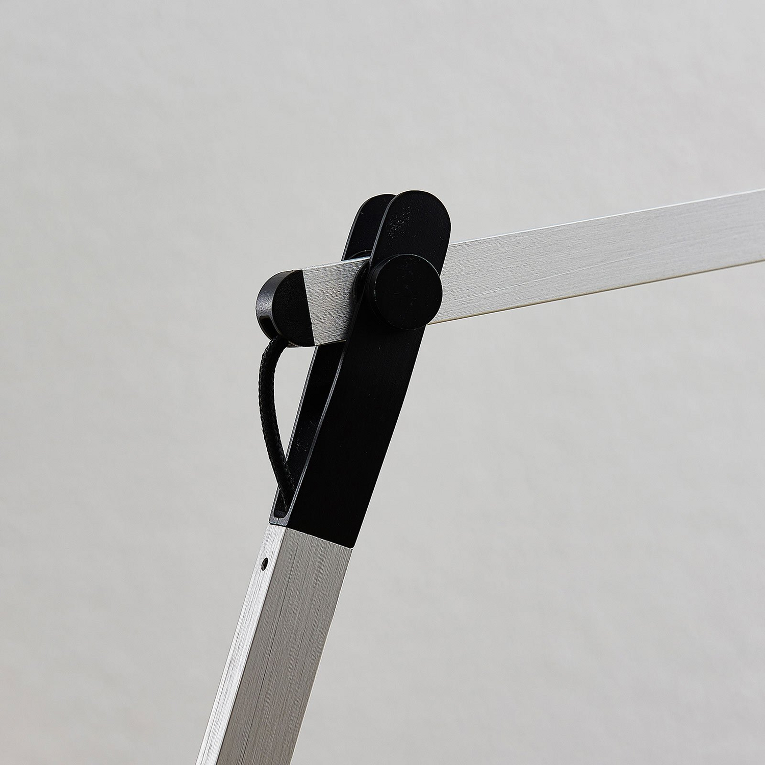 Lindby Rilana Led Schreibtischlampe Schreibtischleuchte Tischleuchte Lampe 794 B-Ware