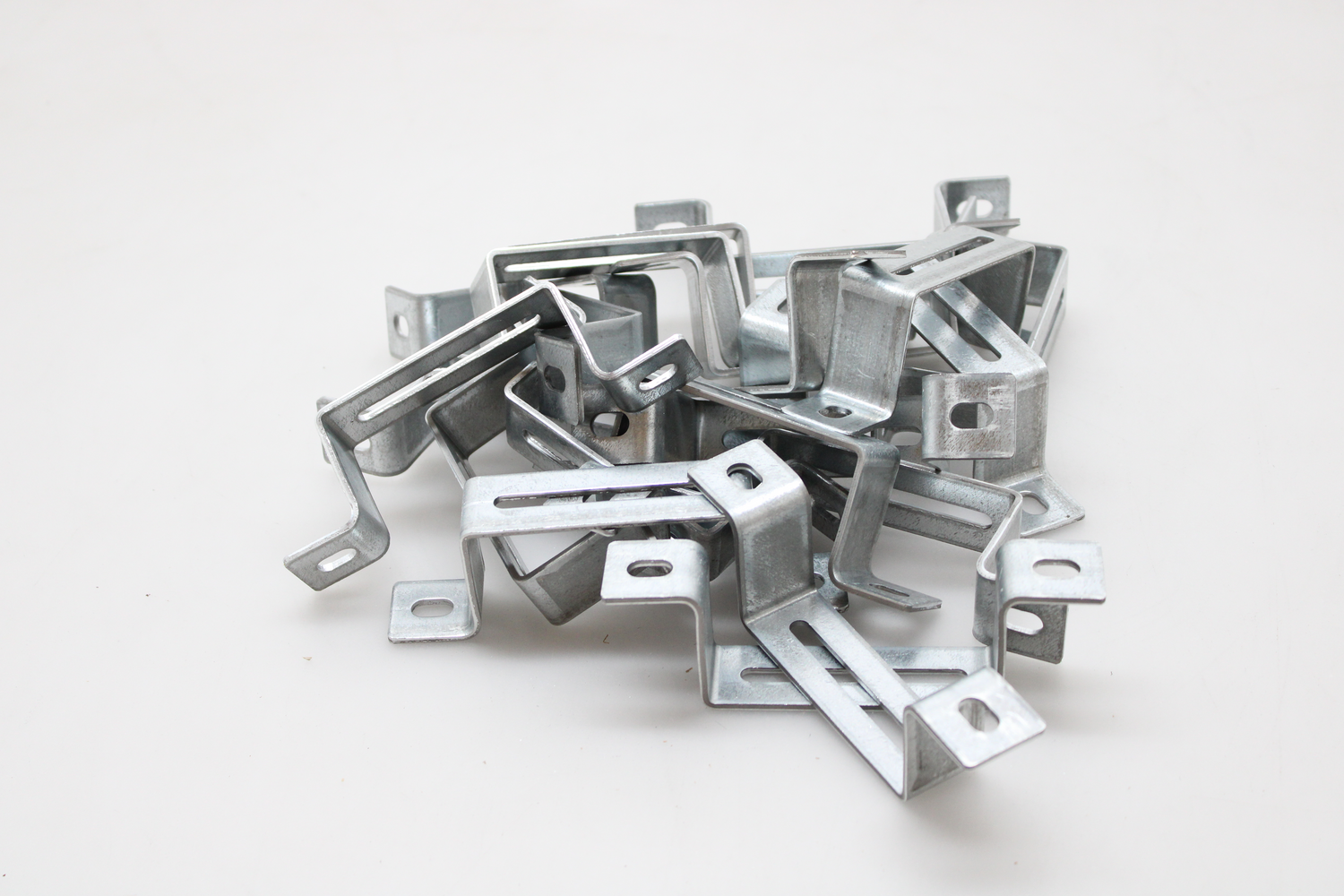 B-Ware Obo Bettermann 6015506 Distanzstück Distanzbügel Deckenbügel 20 Stück