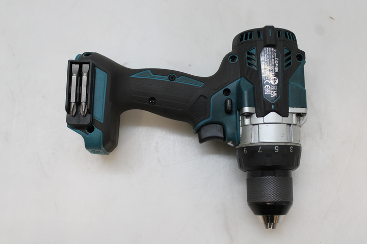 Makita Akku Bohrschrauber Ddf486 Rtj 18 V Inkl. 2 Akkus Ladegerät U Defektware D-Ware