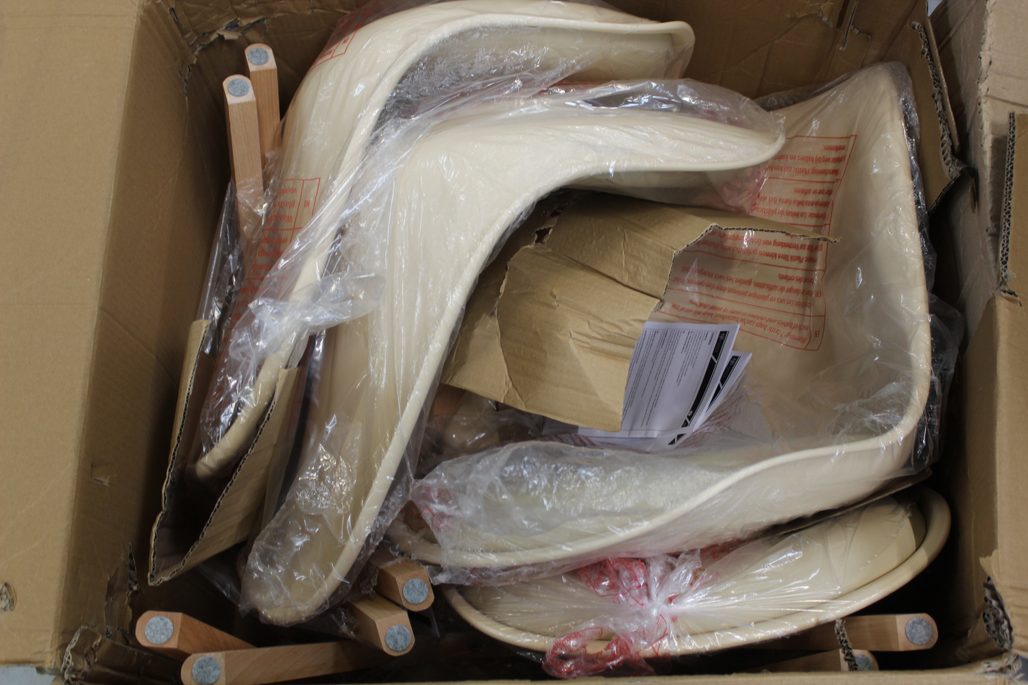 Hjh Office Besucherstuhl Schalenstuhl Scandi Esszimmerstuhl Kunststoff Beige 16 B-Ware - 4064323028697