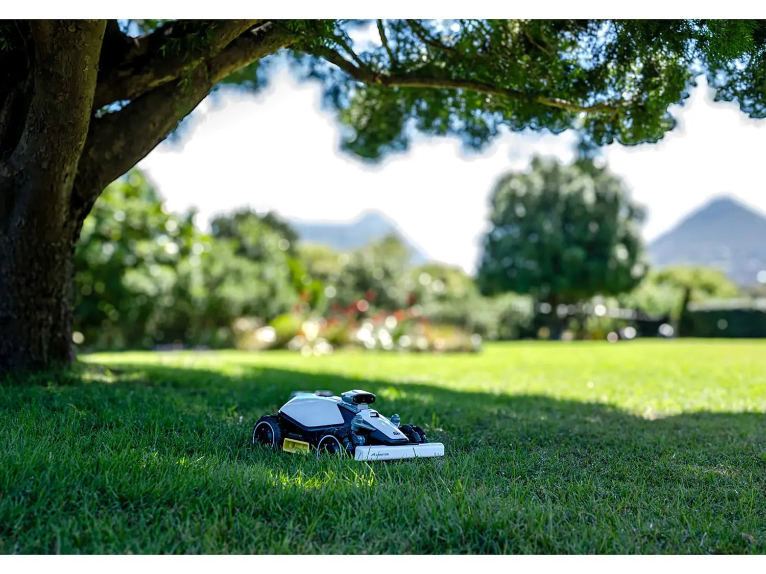 B-Ware Mammotion Mähroboter Rasenroboter Luba Mini Awd 800 Eu Appsteuerung Gps Wlan - 6976152583095