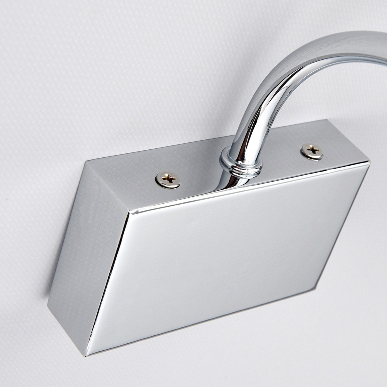 Applique murale Lindby pour miroir de salle de bain Devran, 33 watts, produit de seconde main.