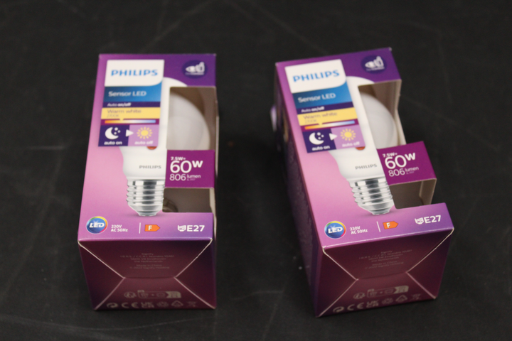 Philips Lighting 78269600 LED EEK A+ (A++ - E)   7.5 W = 60 W Warmweiß 2 STÜCK