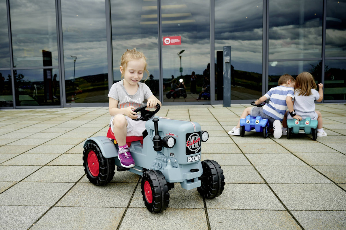 BIG Traktor Trettraktor Tretfahrzeug Kindertraktor Rutscher EICHER DIESEL ED 16 - 4004943565653