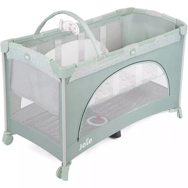 Joie Allura Reisebett DLX Deer Woodland Babybett Kinderbett mit Spielbügel grün