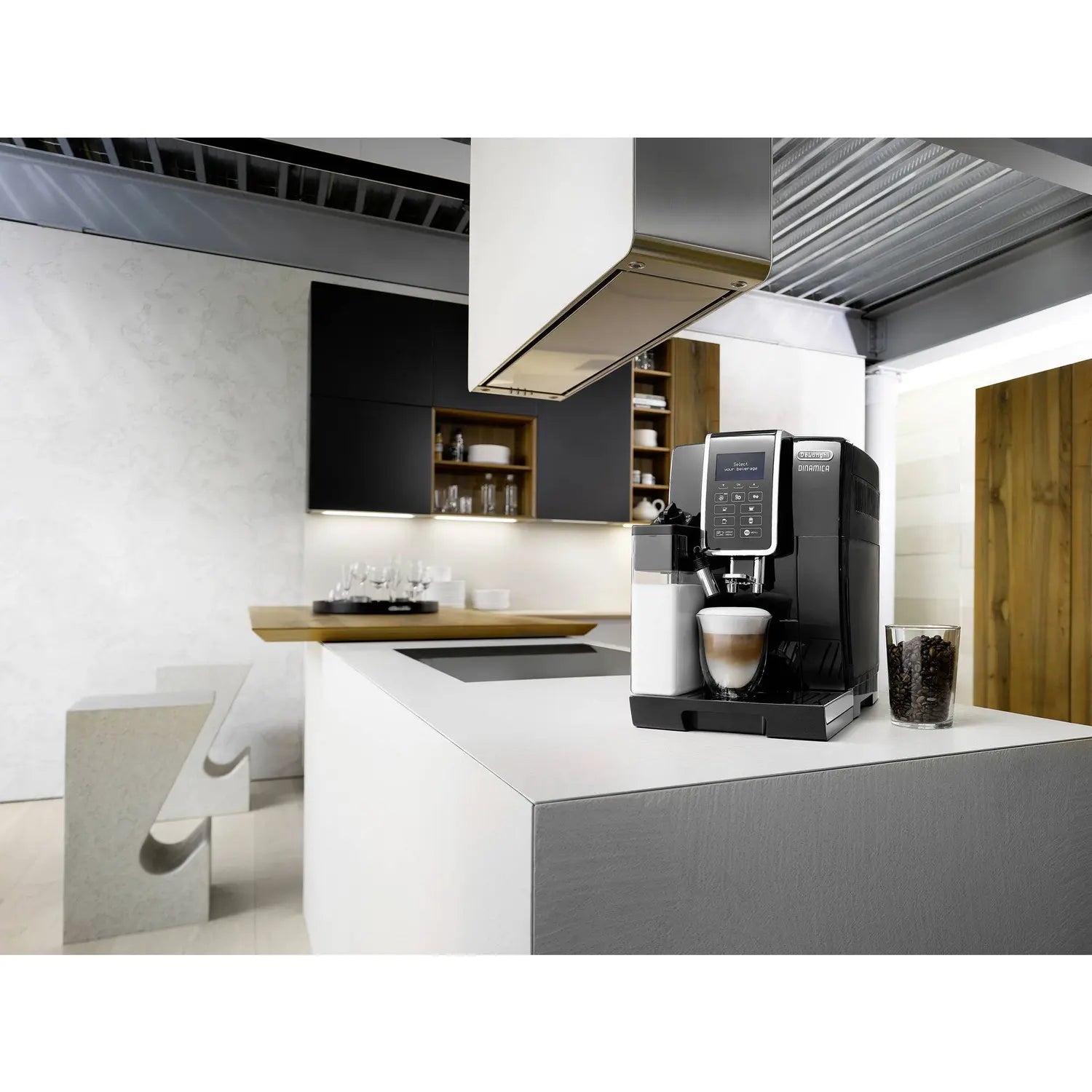 B-Ware De Longhi Kaffeevollautomat Kaffeemaschine Dinamica Schwarz Latte Crema System - 8004399331167