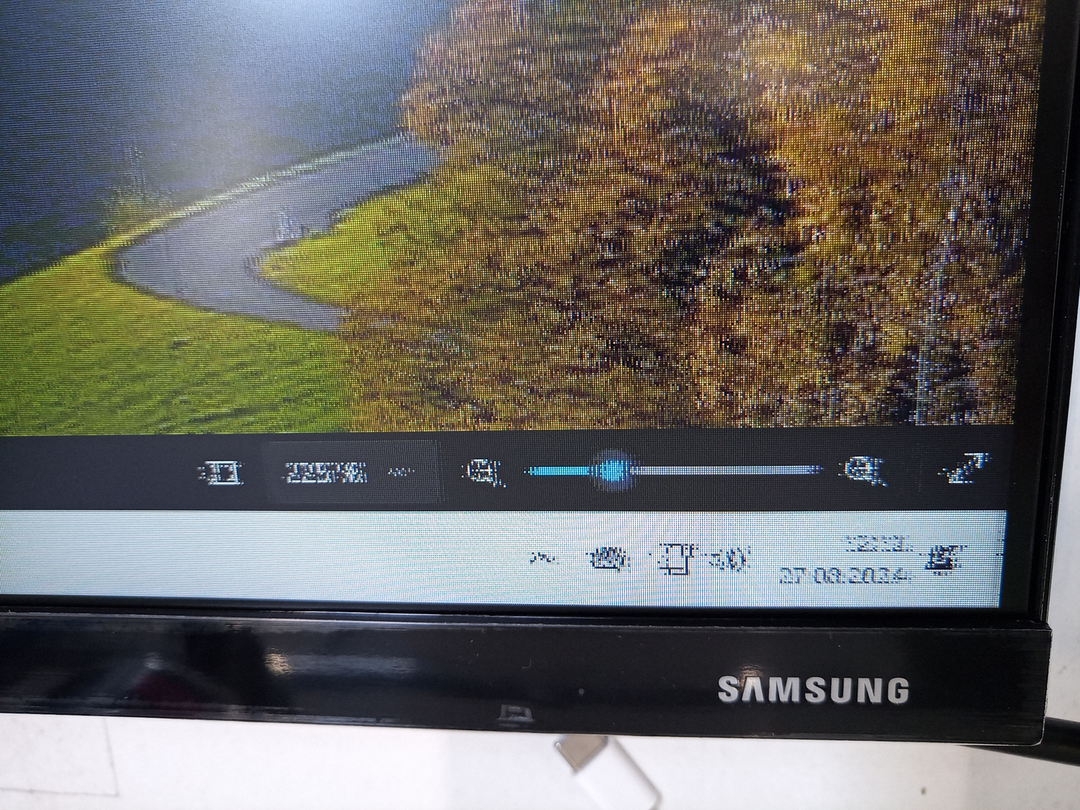 Samsung LED-Monitor PC Bildschirm 61 cm 24 Zoll Full HD Display DEFEKTWARE