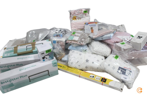 Restposten 35 Artikel Baby Spielzeug Bettzeug Schlafsack Bettgitter Zubehör
