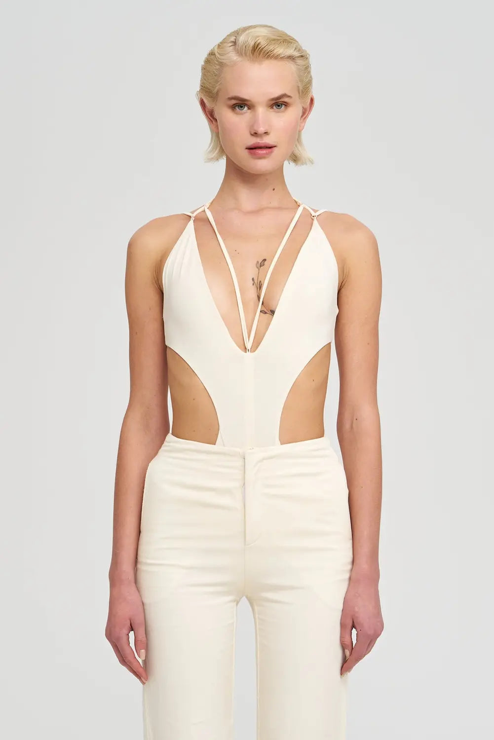 Iamnotbasic Bodysuit Einteiler Alicia Elfenbein Damenbody Größe Xs B-Ware