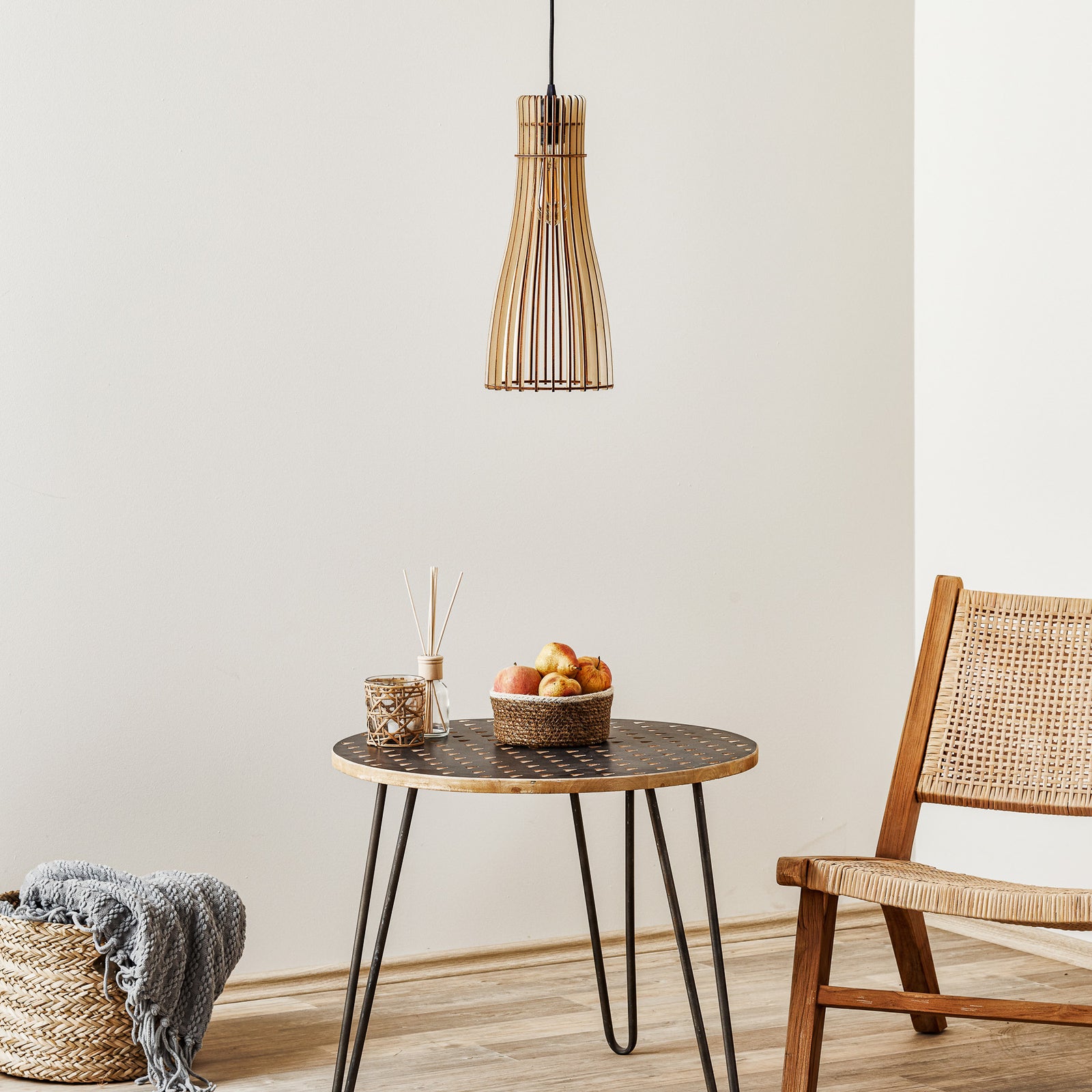 Hängeleuchte Bottle einflammig LED Pendelleuchte dimmbar schwarz Holz Stahl 41cm - 5907623620224