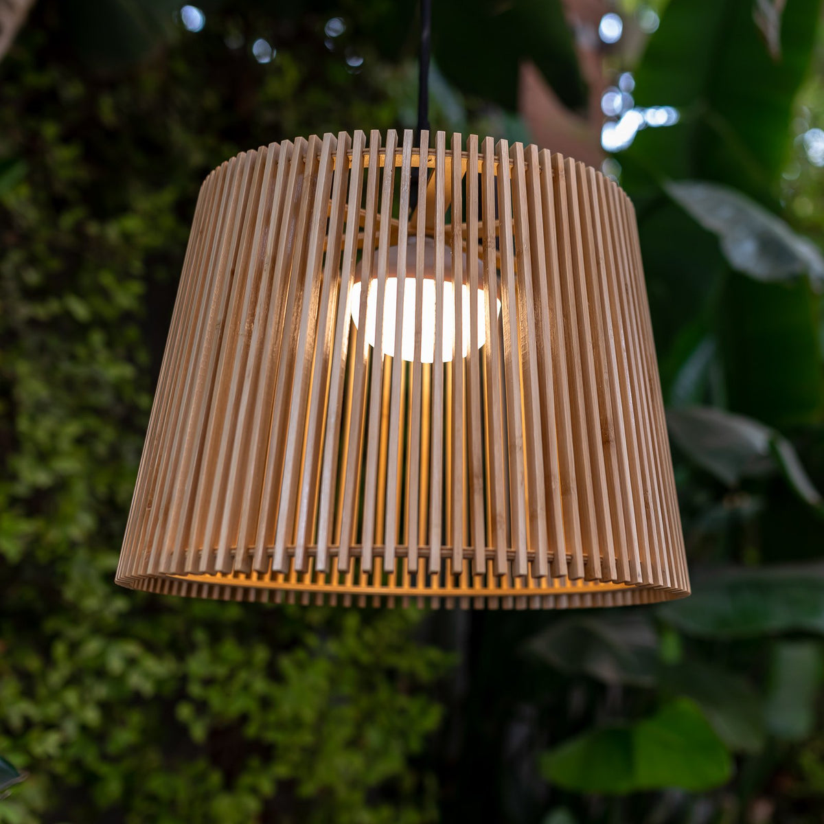 Newgarden Hängelampe Pendelleuchte LED Akku Okinawa Außenlampe Bambus Holz hell - 8435578509358