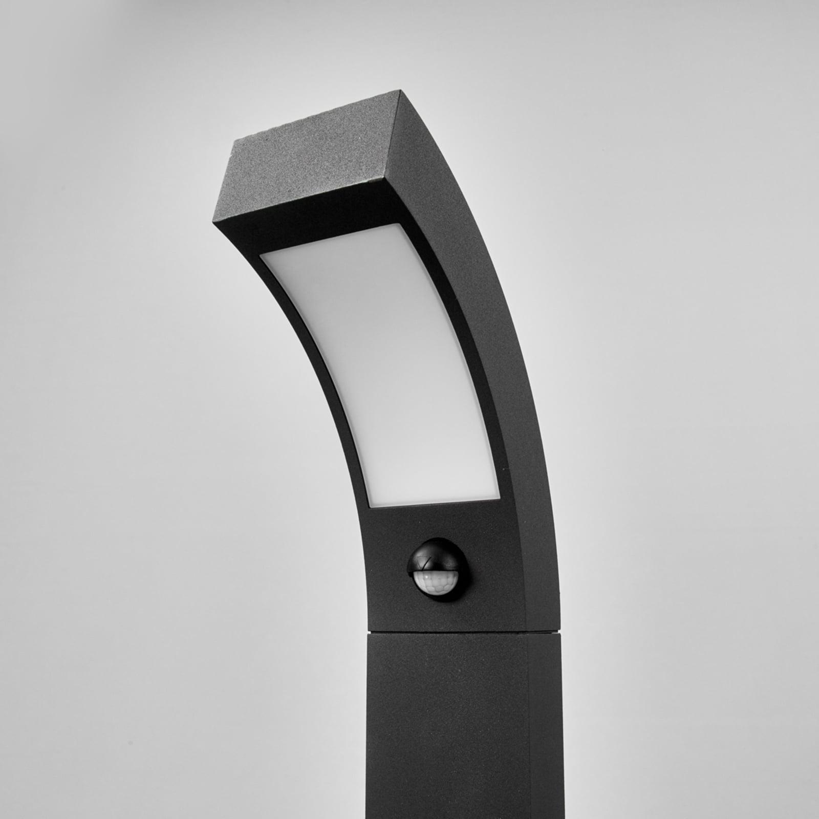 Lucande LED Sockelleuchte Lennik Außenleuchte mit Bewegungsmelder anthrazit 60cm - 6291105708951
