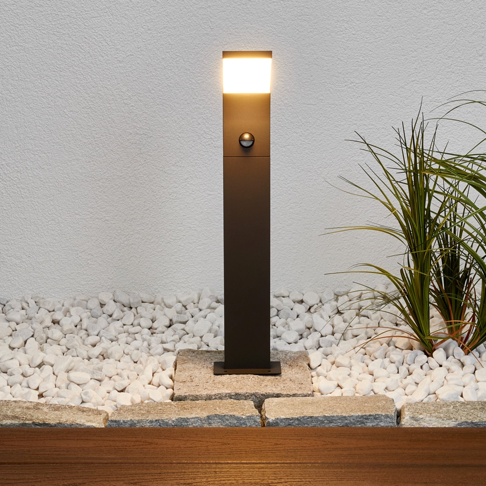 Lucande Wegeleuchte Timm LED Gartenlampe mit Bewegungsmelder anthrazit 60cm IP54 - 6291106557190