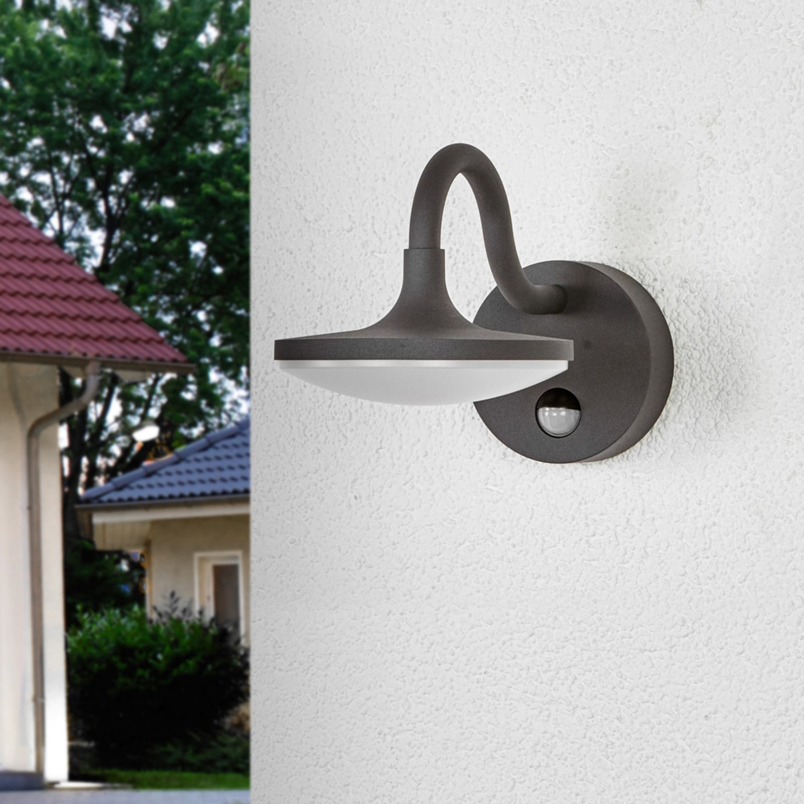 Lucande Außenwandleuchte Finny LED Gartenlampe mit Bewegungsmelder IP54 grau - 4251096520910
