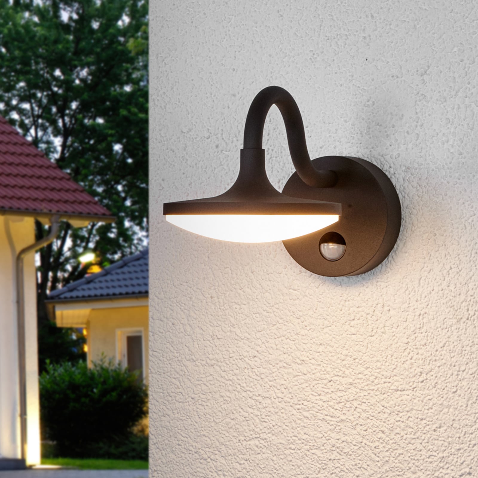 Lucande Außenwandleuchte Finny LED Gartenlampe mit Bewegungsmelder IP54 grau - 4251096520910