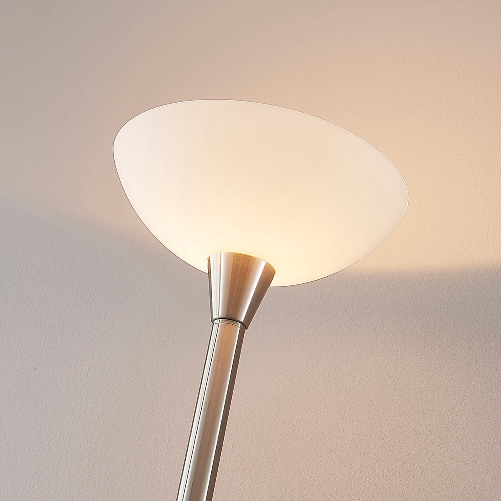 Lindby Stehlampe Ignacia LED Stehleuchte Lampe nickel 180 cm E27 Glas modern - 4251096543391