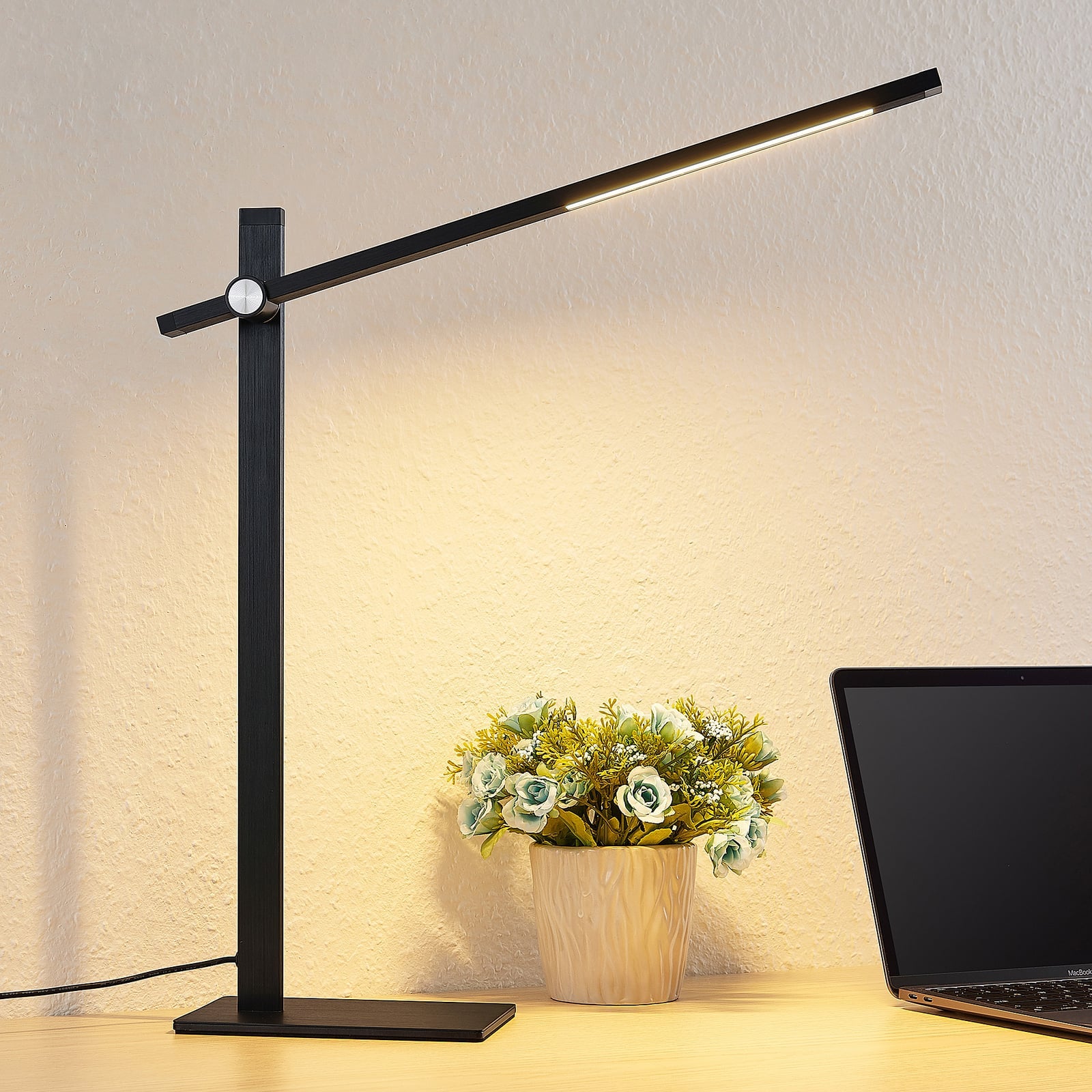 Lucande Tischleuchte Wasko LED dimmbar schwarz Metall 3000K 420lm 12x45,5cm - 4251096597172