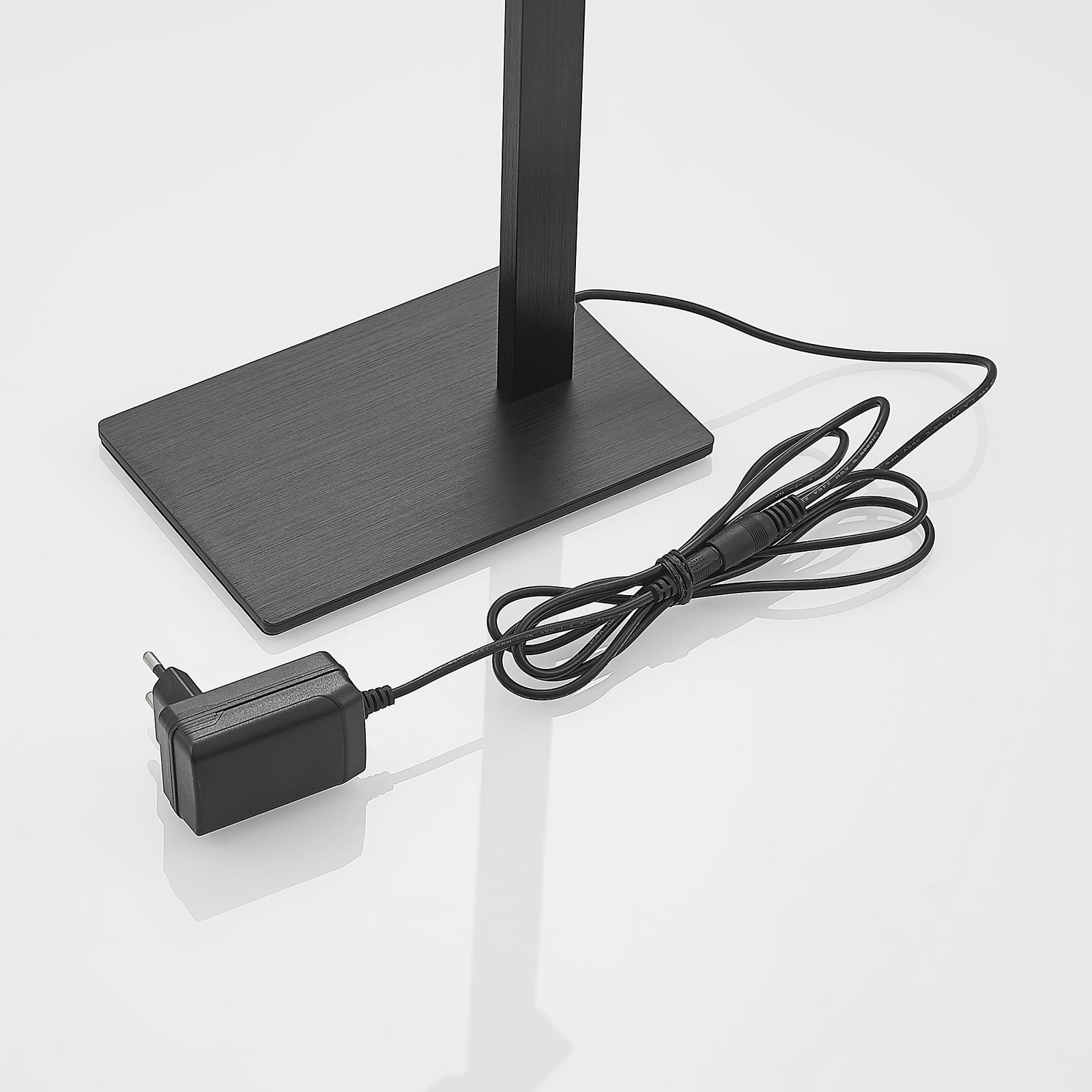 Lucande Tischleuchte Wasko LED dimmbar schwarz Metall 3000K 420lm 12x45,5cm - 4251096597172