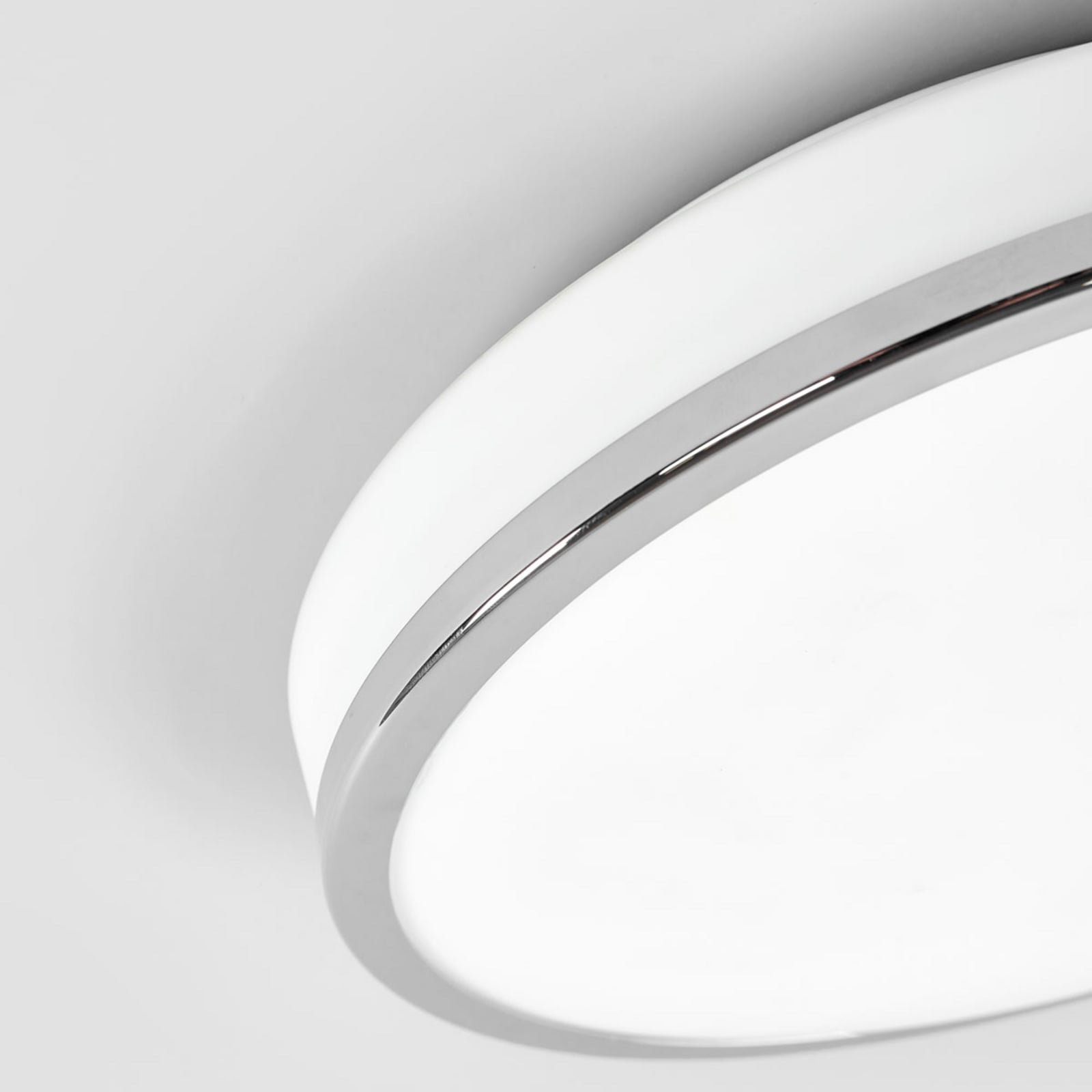 Lindby Deckenlampe Deckenleuchte Lyss LED Lampe Leuchte chrom Ø28cm IP44 - 4251096530575