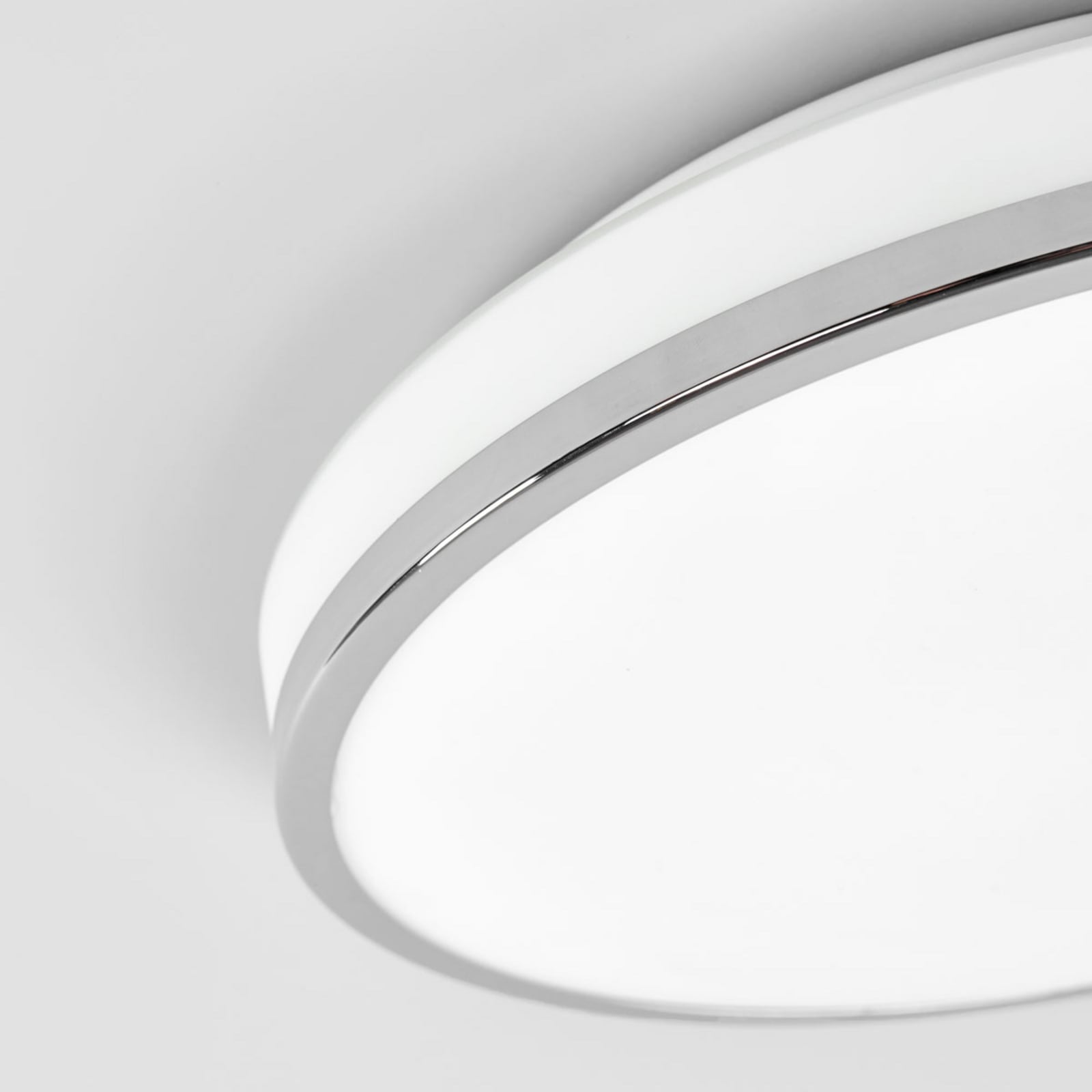 Lindby Deckenleuchte Lyss LED Lampe Badezimmerleuchte chromfarben IP44 Ø34cm - 4251096530582
