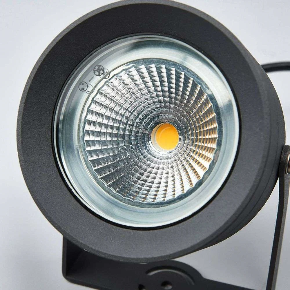Projecteur LED extérieur Lucande de qualité B, modèle Irina, en aluminium, 1 lampe
