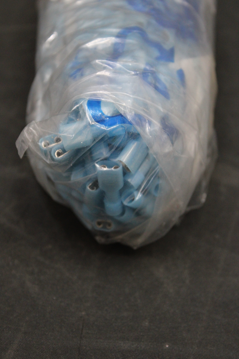 Tru Components Flachsteckhülse Steckverbinder 6.3mmx0.8mm Vollisoliert 496 Stück B-Ware - 4064161291956