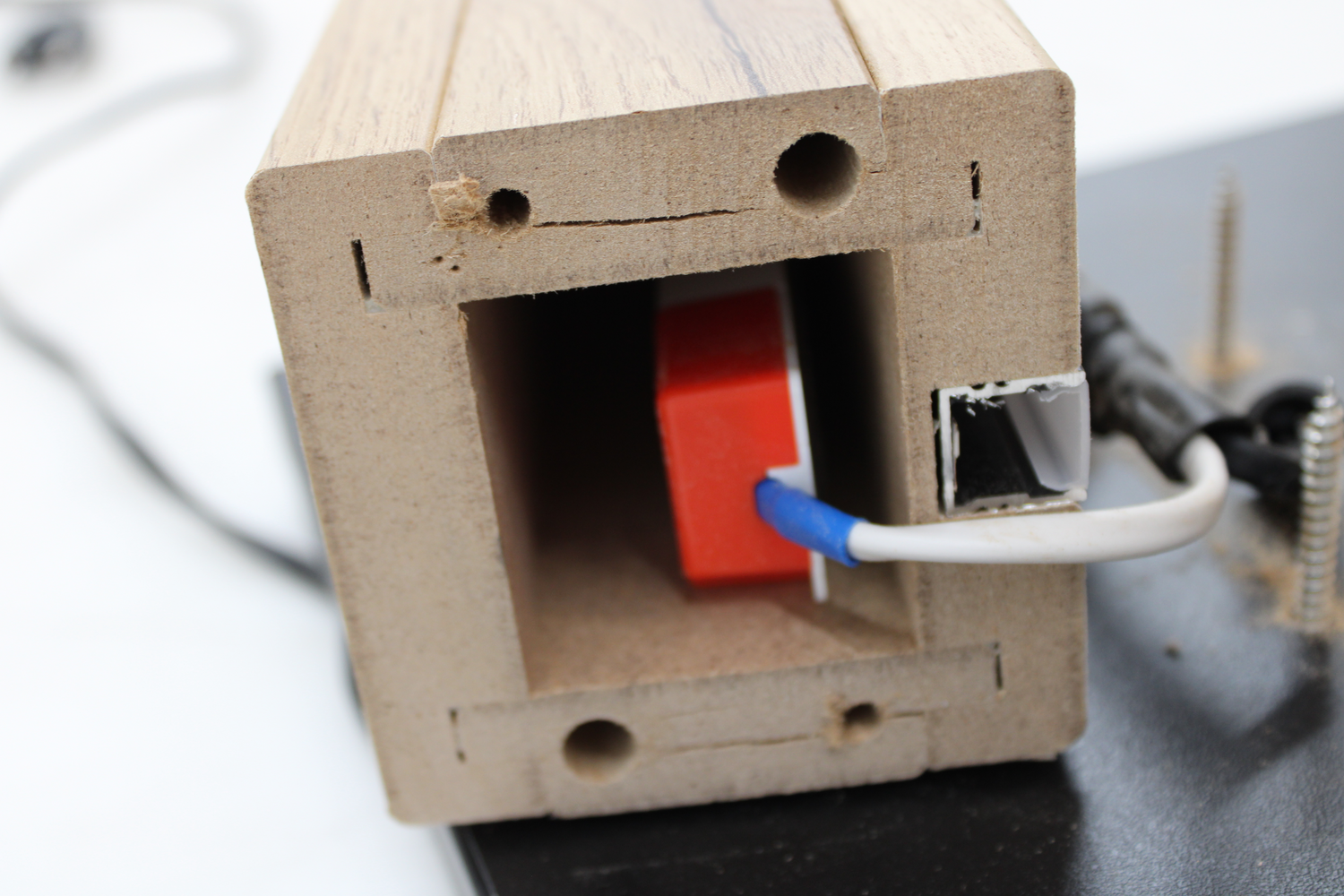 B-Ware Envostar Eldder LED-Stehlampe aus Eichenfurnier Stehleuchte DEFEKTWARE