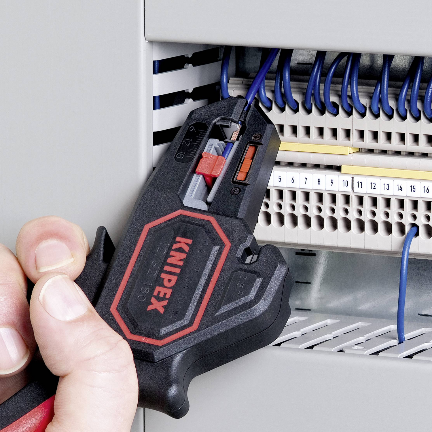 B-Ware Knipex  12 62 180 Abisolierzange Abisolierer Drahtabisolierer  0.2 6mm² 72 Stück - 4003773054573