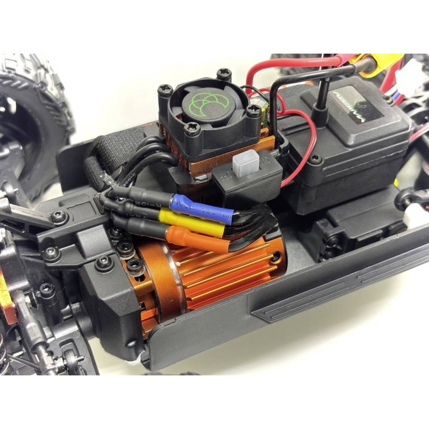 Absima Monstertruck RC Auto 1:16 3S BL MINI AMT Magic-Purple 4WD SIEHE TEXT/FOTO - 4250650962203