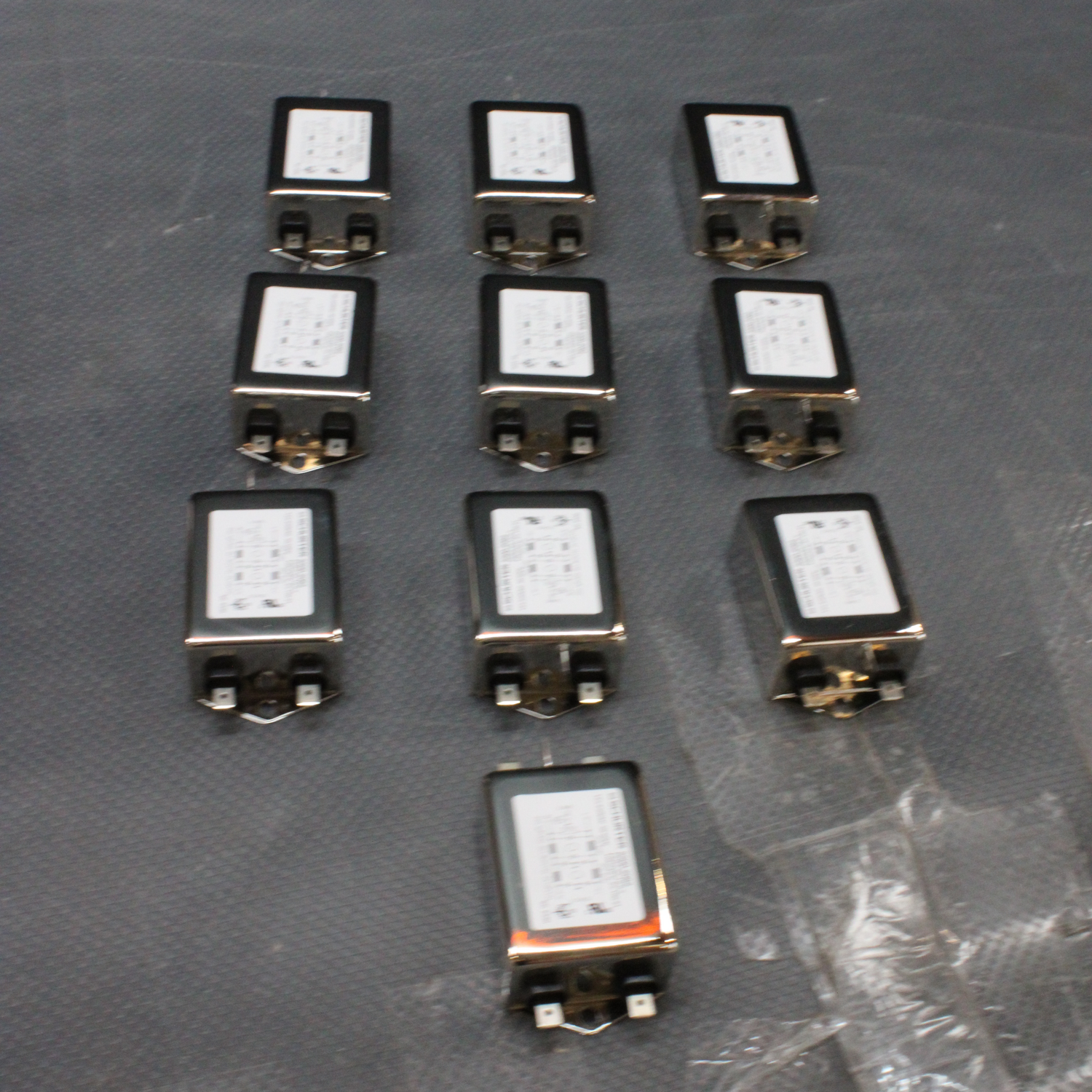 B-Ware Schurter 5500.2062 5500.2062 Ac Filter Zweifachfilter Fsw 10 A Weiß 10 Stück - 2050010269759