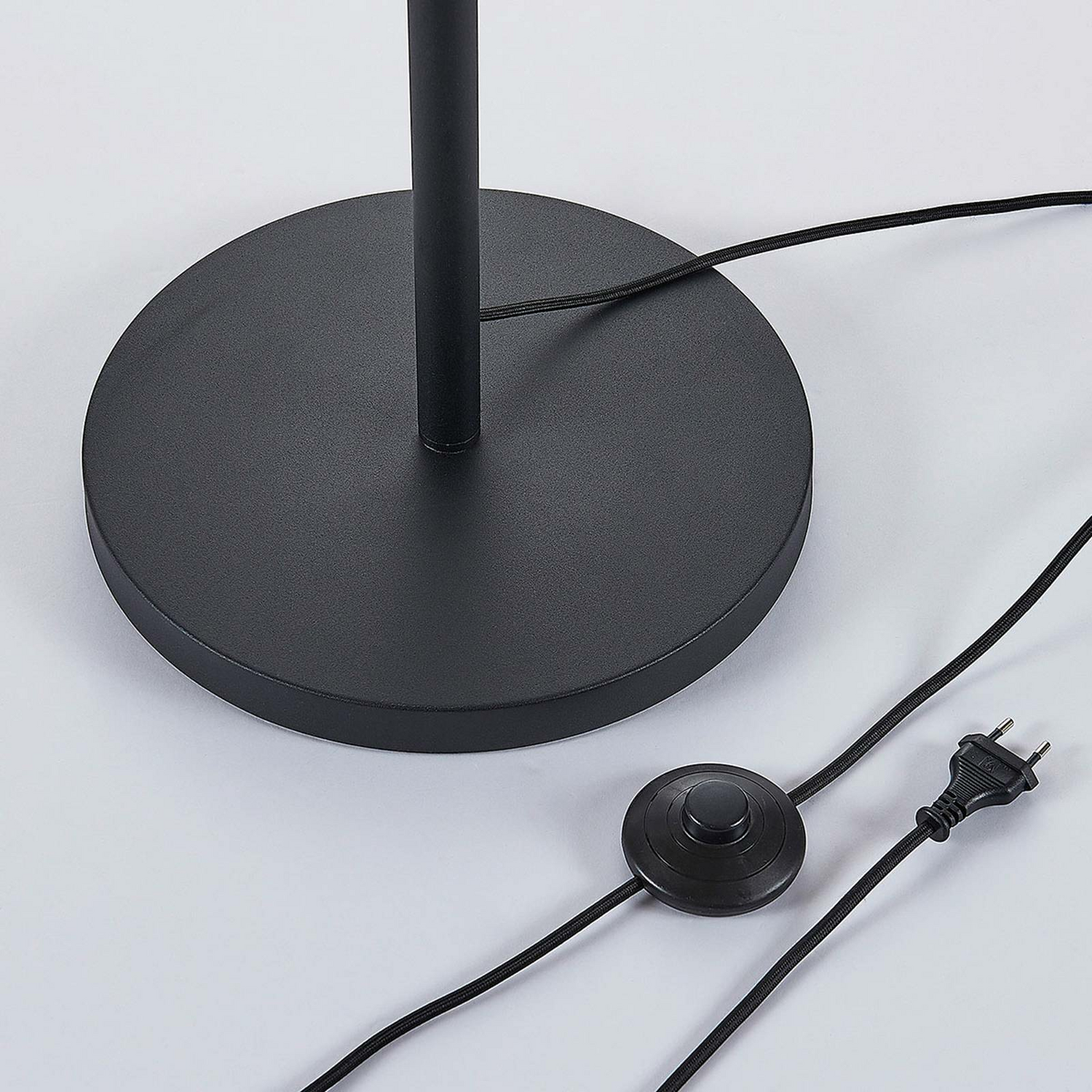 Lampadaire Lindby Muriel, lampe sur pied, luminaire, E27, noir, g755 