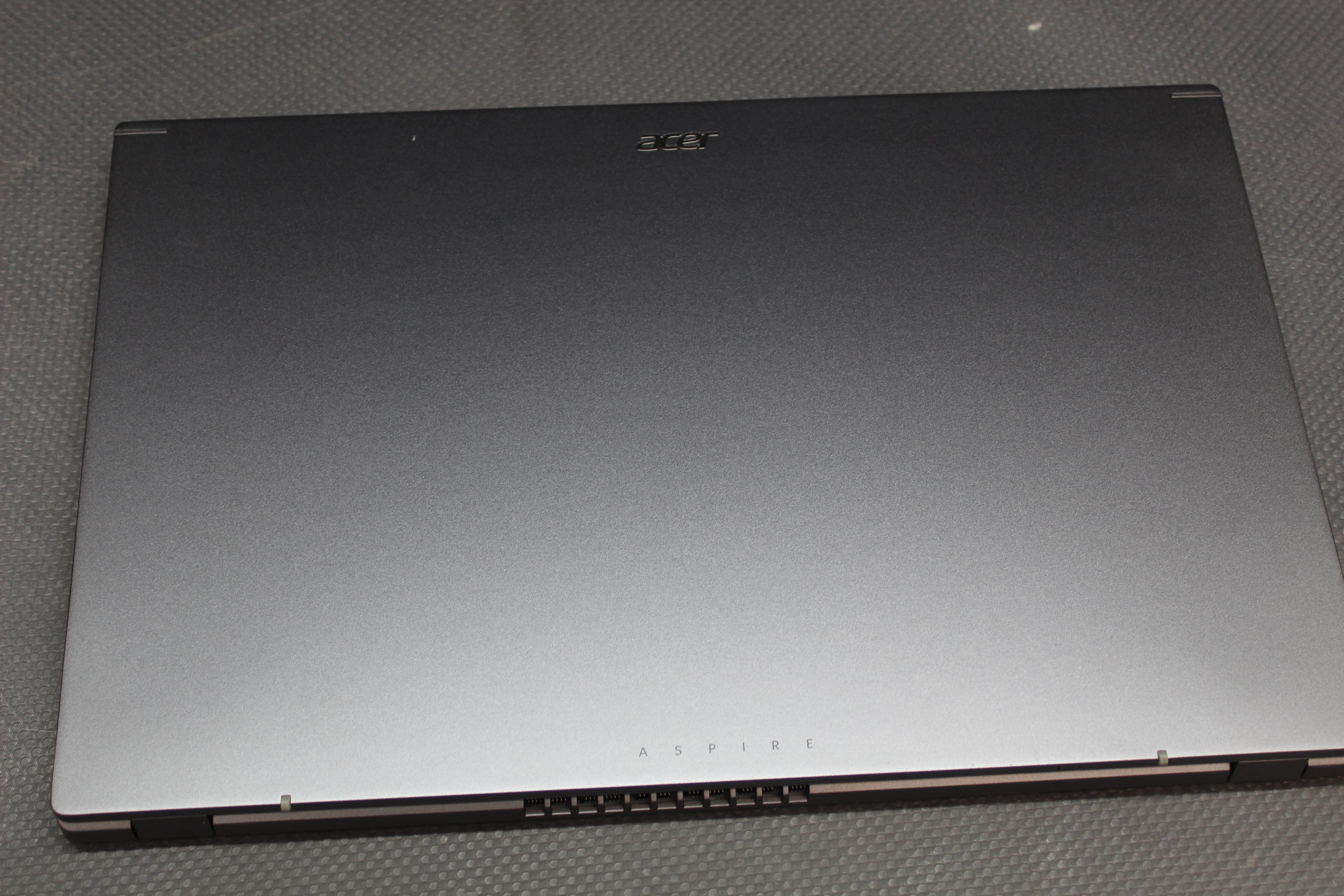 Acer Aspire 17 NB Core5 Laptop 16GB 512GB Intel Core 5 120U W11P SIEHE TEXT/FOTO - 4711474322234