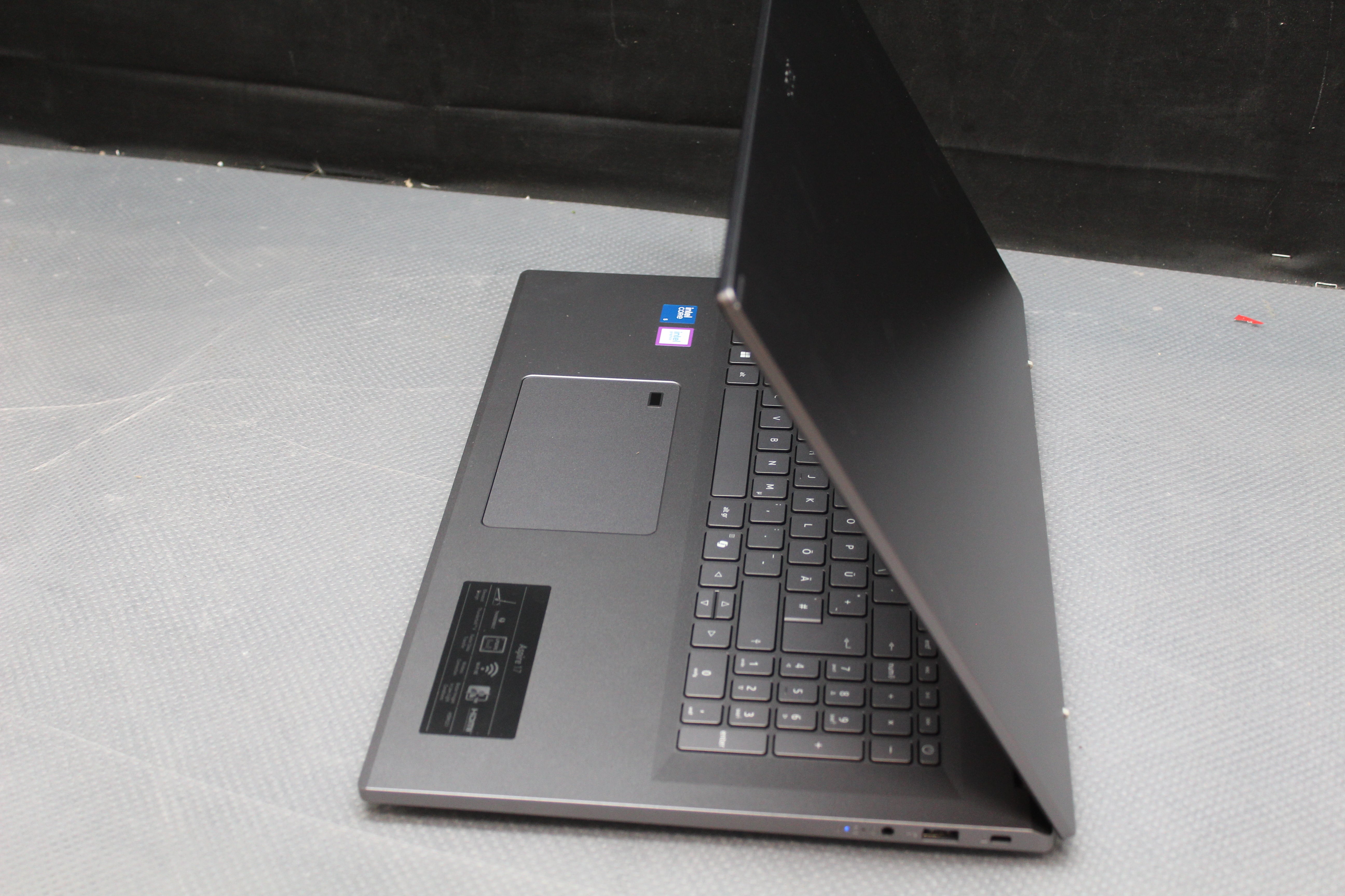 Acer Aspire 17 NB Core5 Laptop 16GB 512GB Intel Core 5 120U W11P SIEHE TEXT/FOTO - 4711474322234