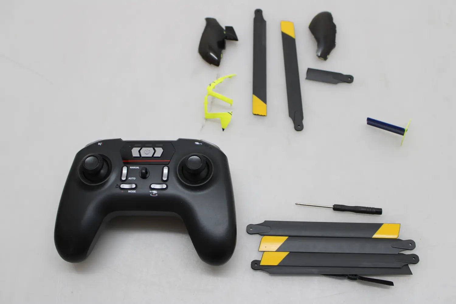 D-Ware Amewi Afx 135 Pro Alpine Air Rc Hubschrauber Rt F Modellbau Defektware - 4262408975885