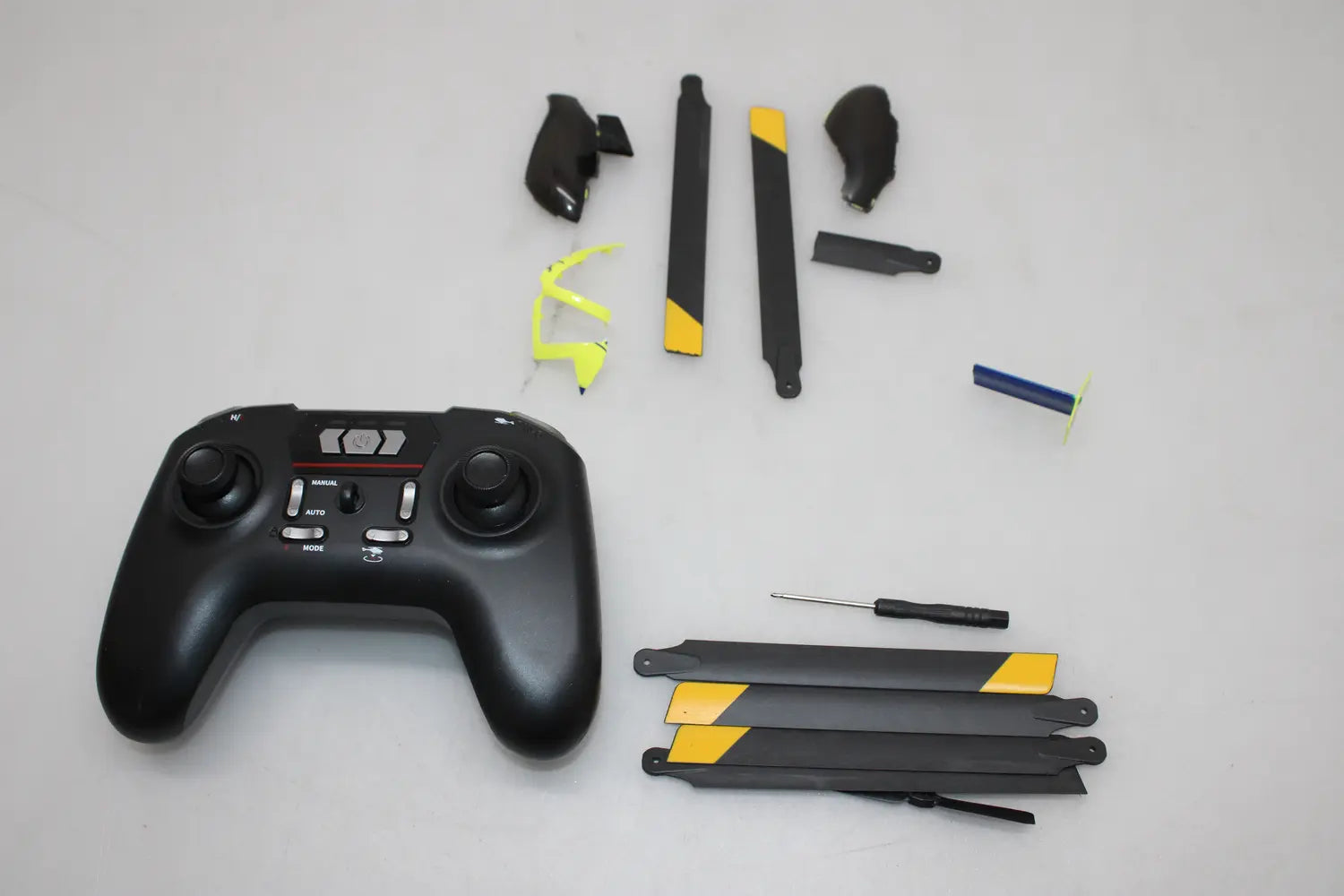 D-Ware Amewi Afx 135 Pro Alpine Air Rc Hubschrauber Rt F Modellbau Defektware - 4262408975885