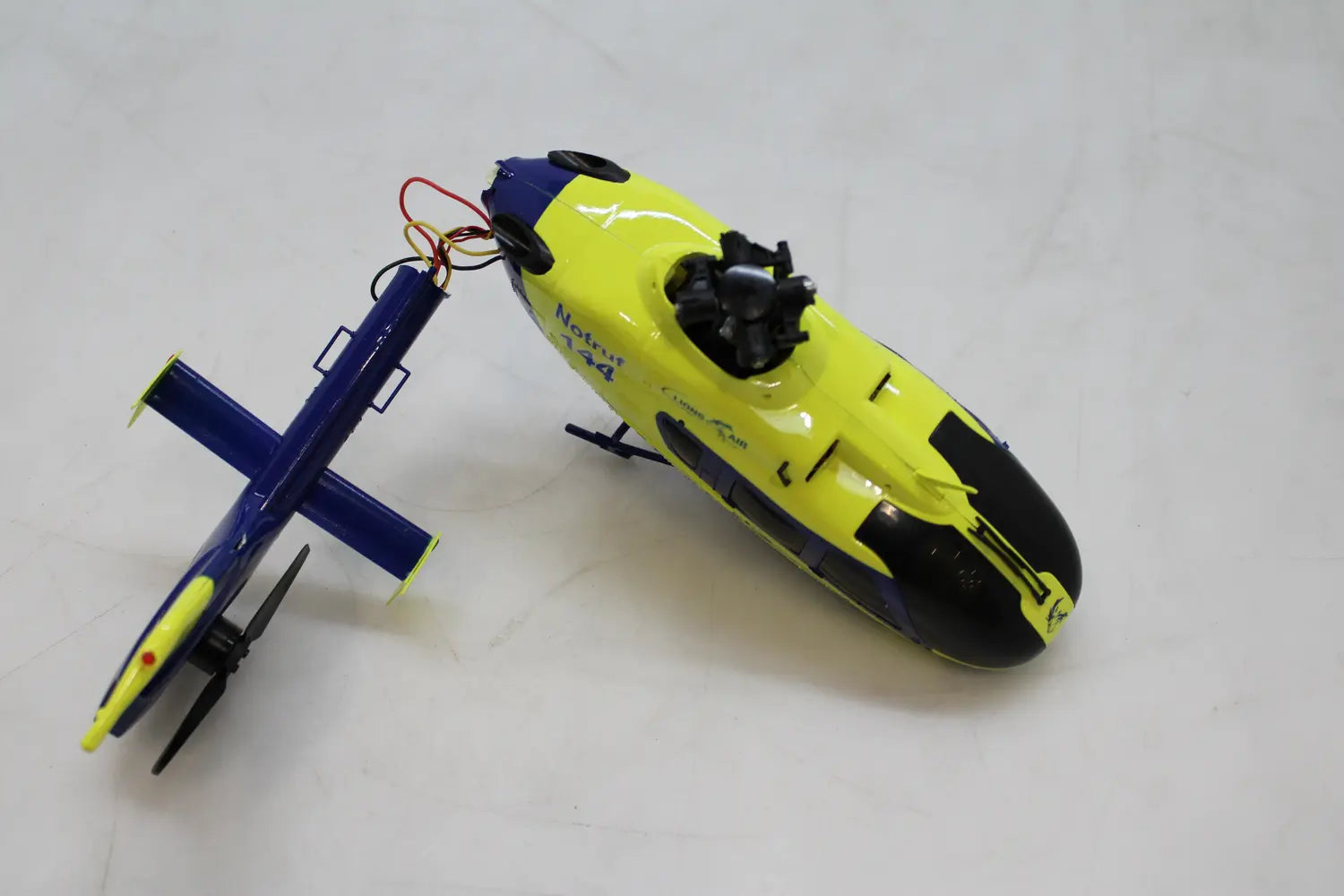 D-Ware Amewi Afx 135 Pro Alpine Air Rc Hubschrauber Modellbau Helikopter Defektware - 4262408975885